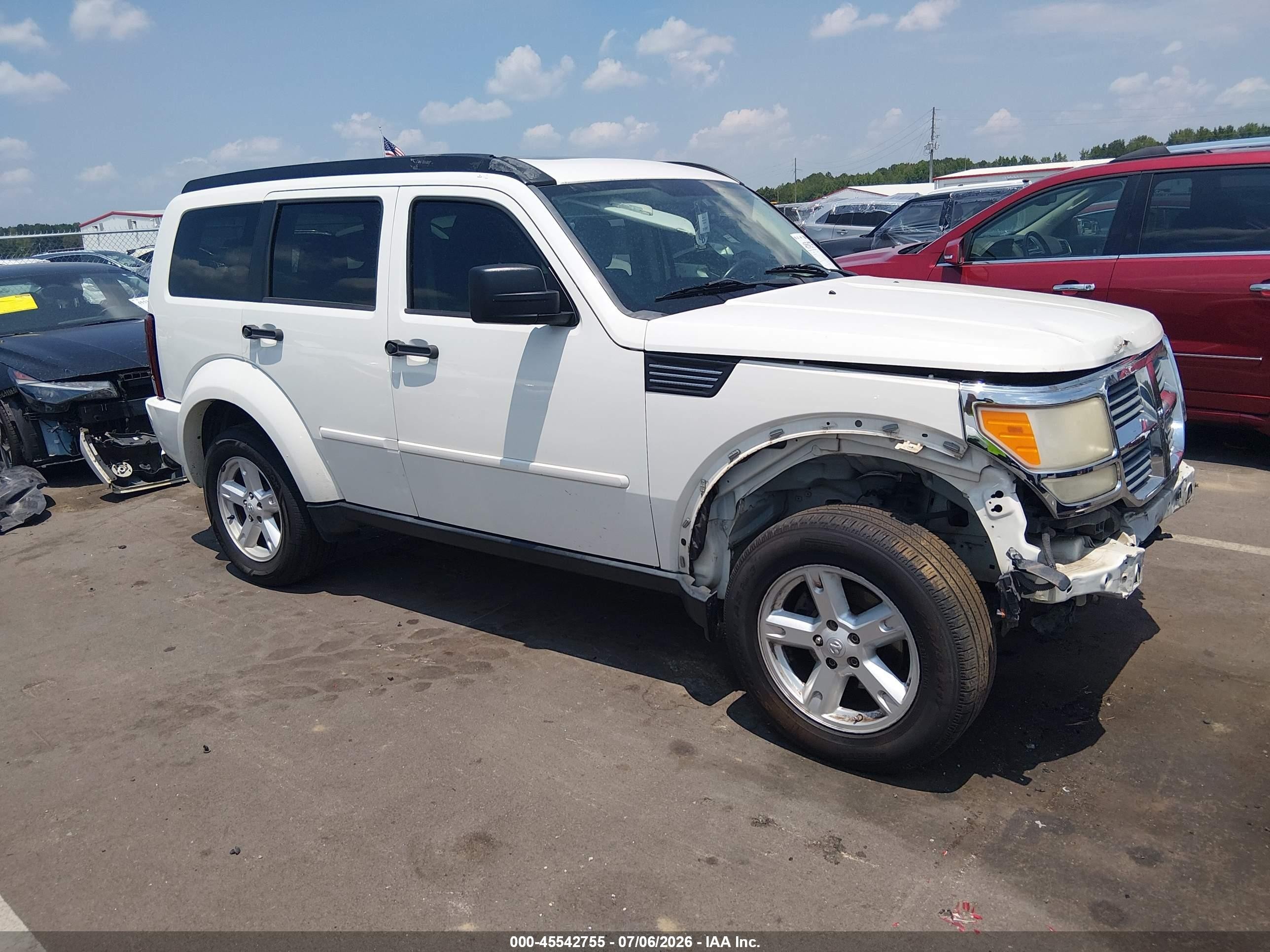 2007 Dodge Nitro SLT, VIN 1D8GT58K47W719608 — Front end