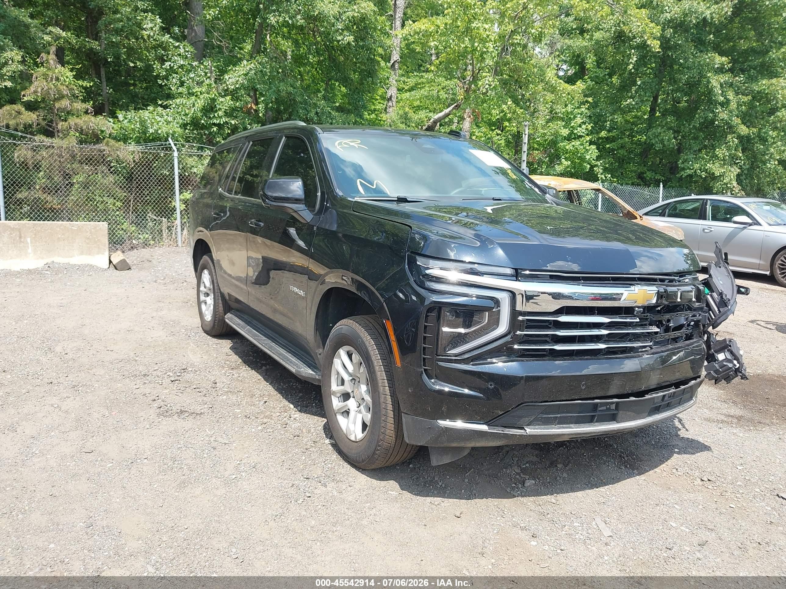 2026 Chevrolet Tahoe LT, VIN 1GNS6NKDXTR266489 — Перед