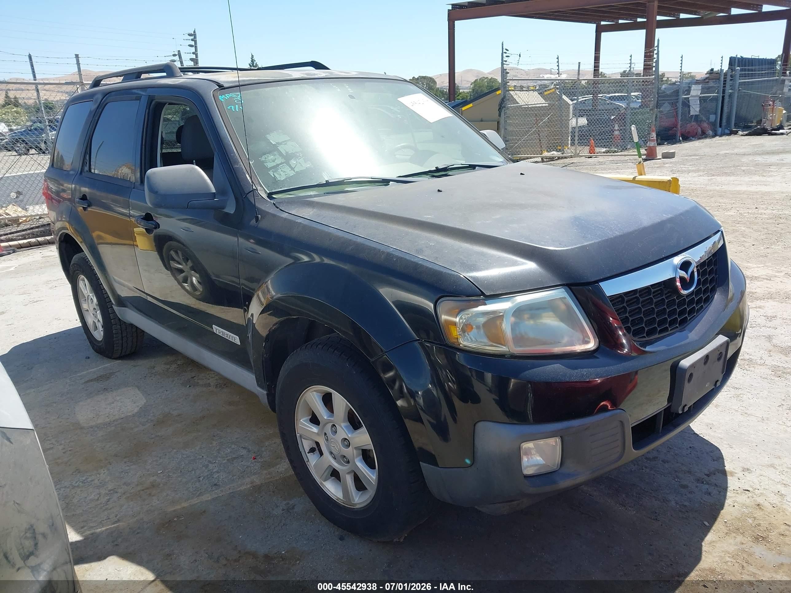 2008 Mazda Tribute Grand Touring, VIN 4F2CZ02Z98KM12593 — Normal wear