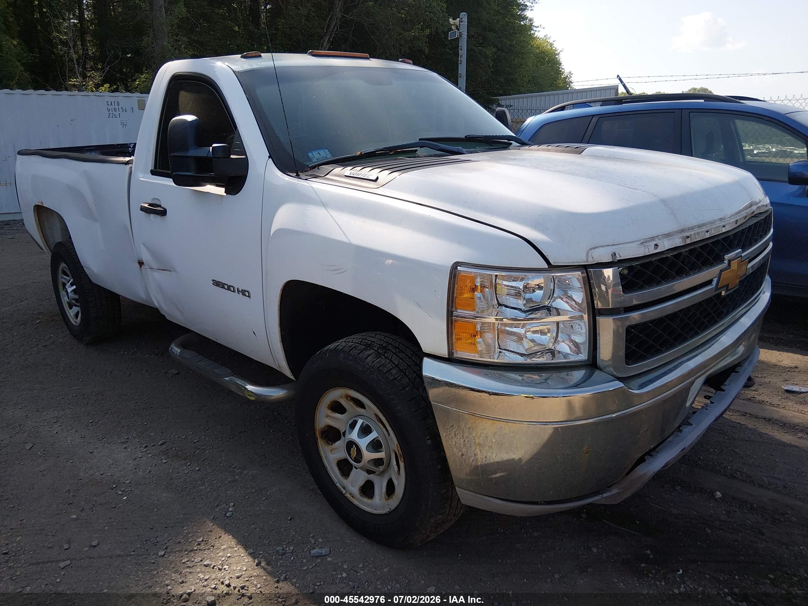 2014 Chevrolet Silverado 3500HD Work Truck, VIN 1GC0KZCG2EF179363 — Normal wear