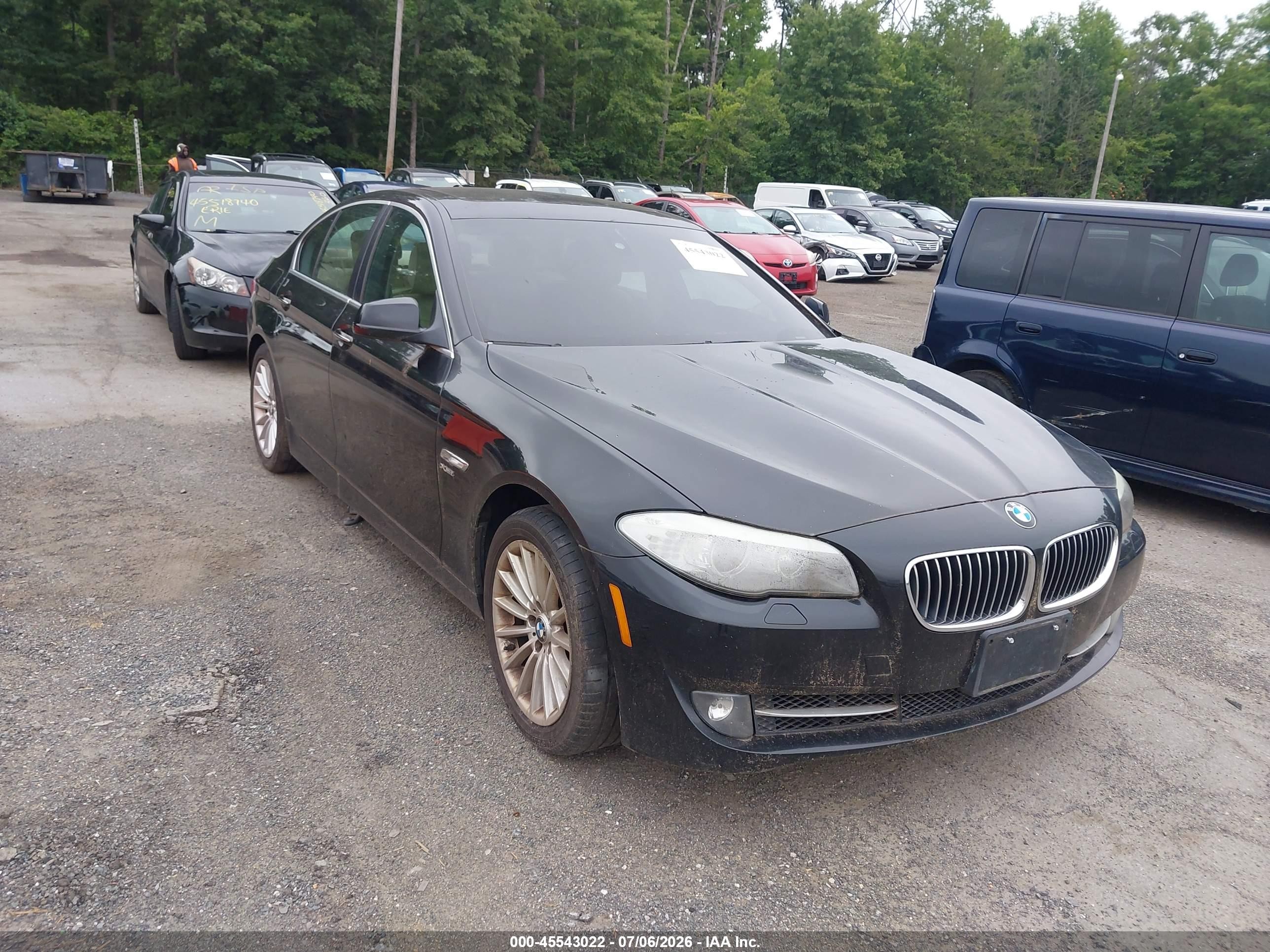 2011 BMW 5 Series 535i xDrive, VIN WBAFU7C5XBC781428 — Normal wear