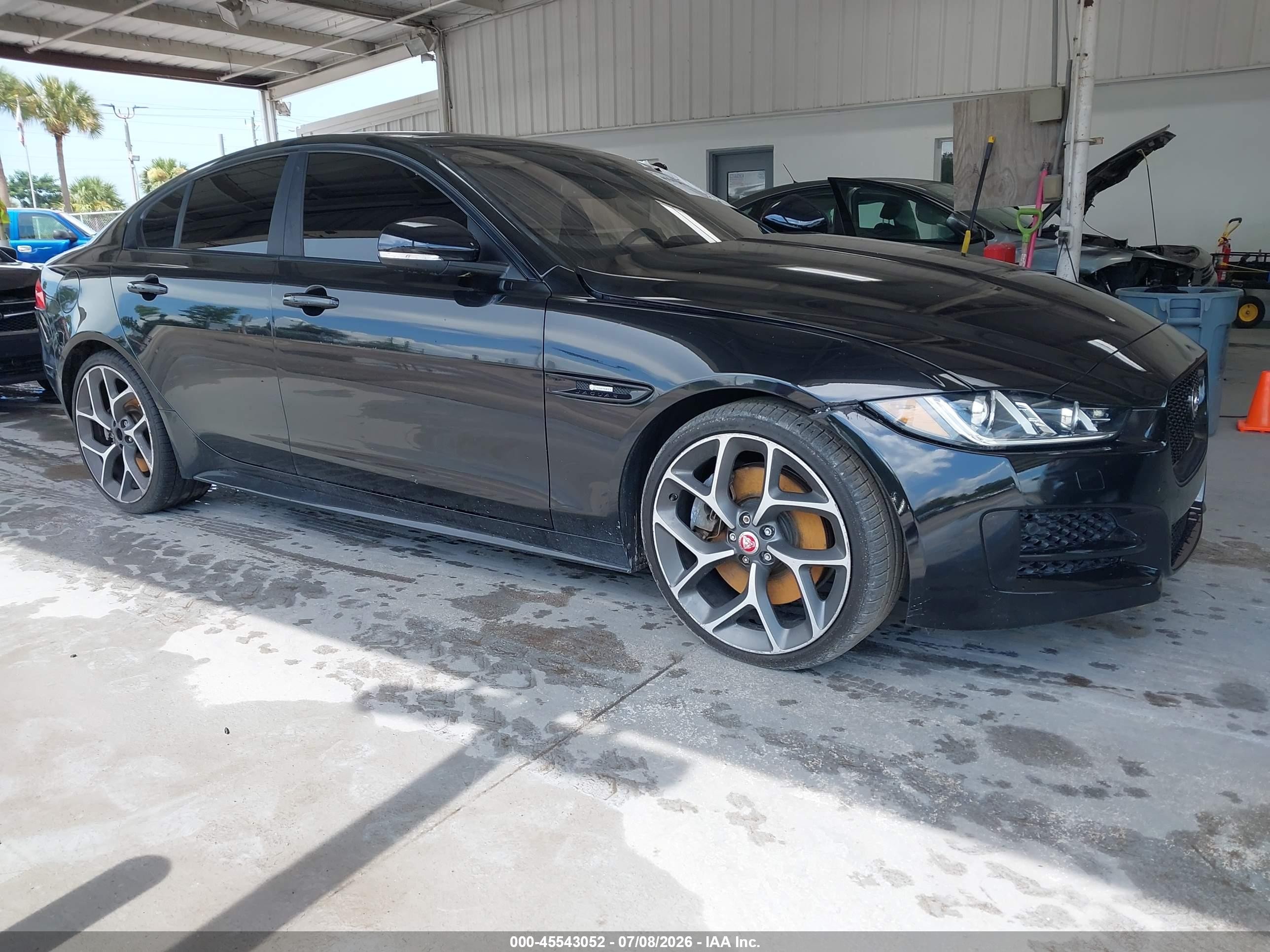 2017 Jaguar XE 35t R-Sport, VIN SAJAF4BV7HA958739 — Side