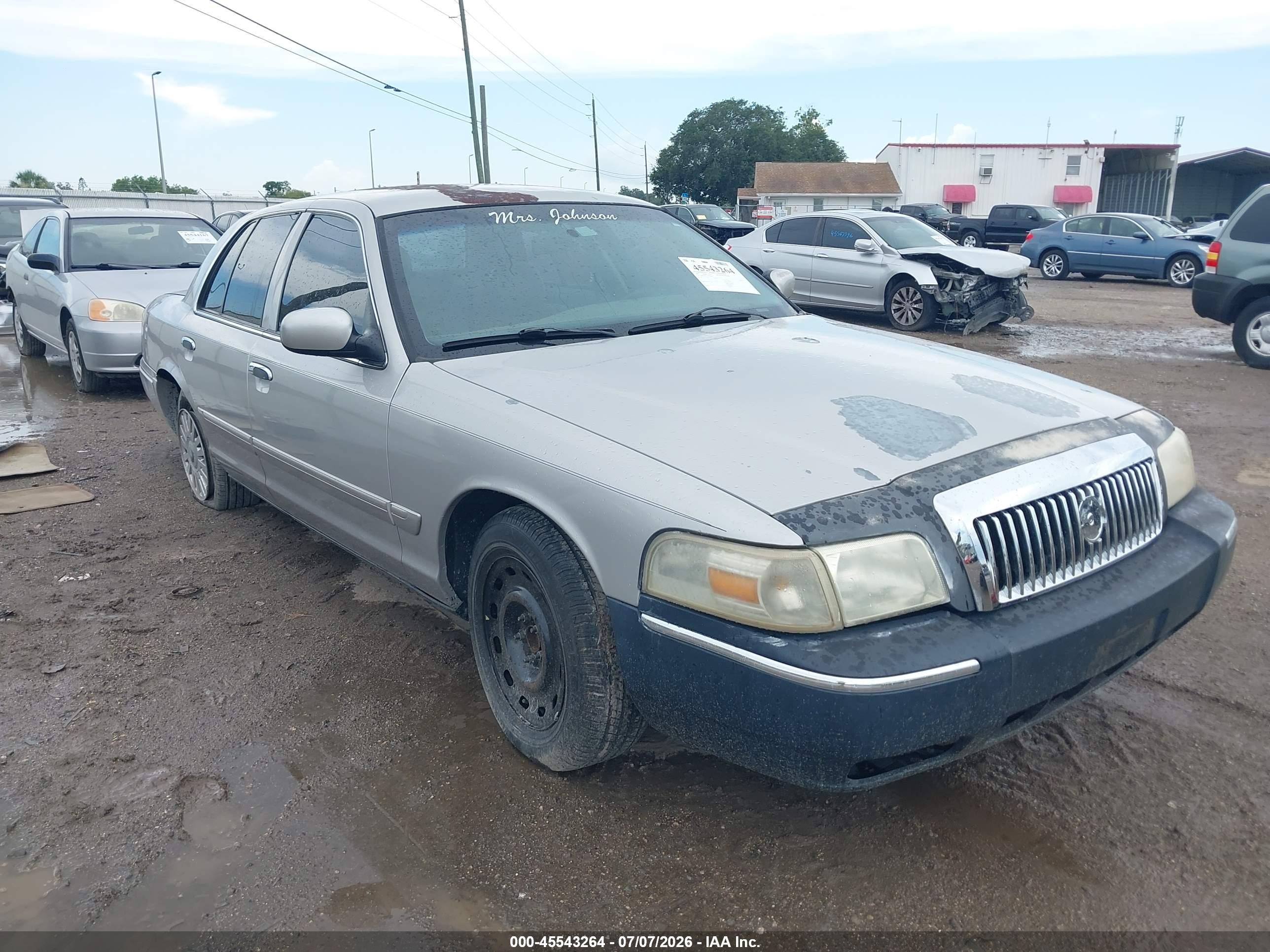 2007 Mercury Grand Marquis LS, VIN 2MEFM75V47X615818 — Roof
