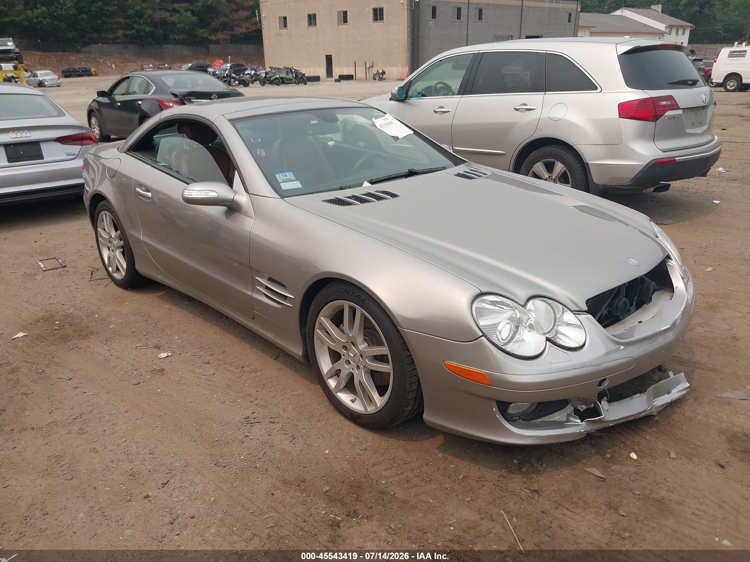 2007 Mercedes-Benz SL 550, VIN WDBSK71F67F118848 — Front end