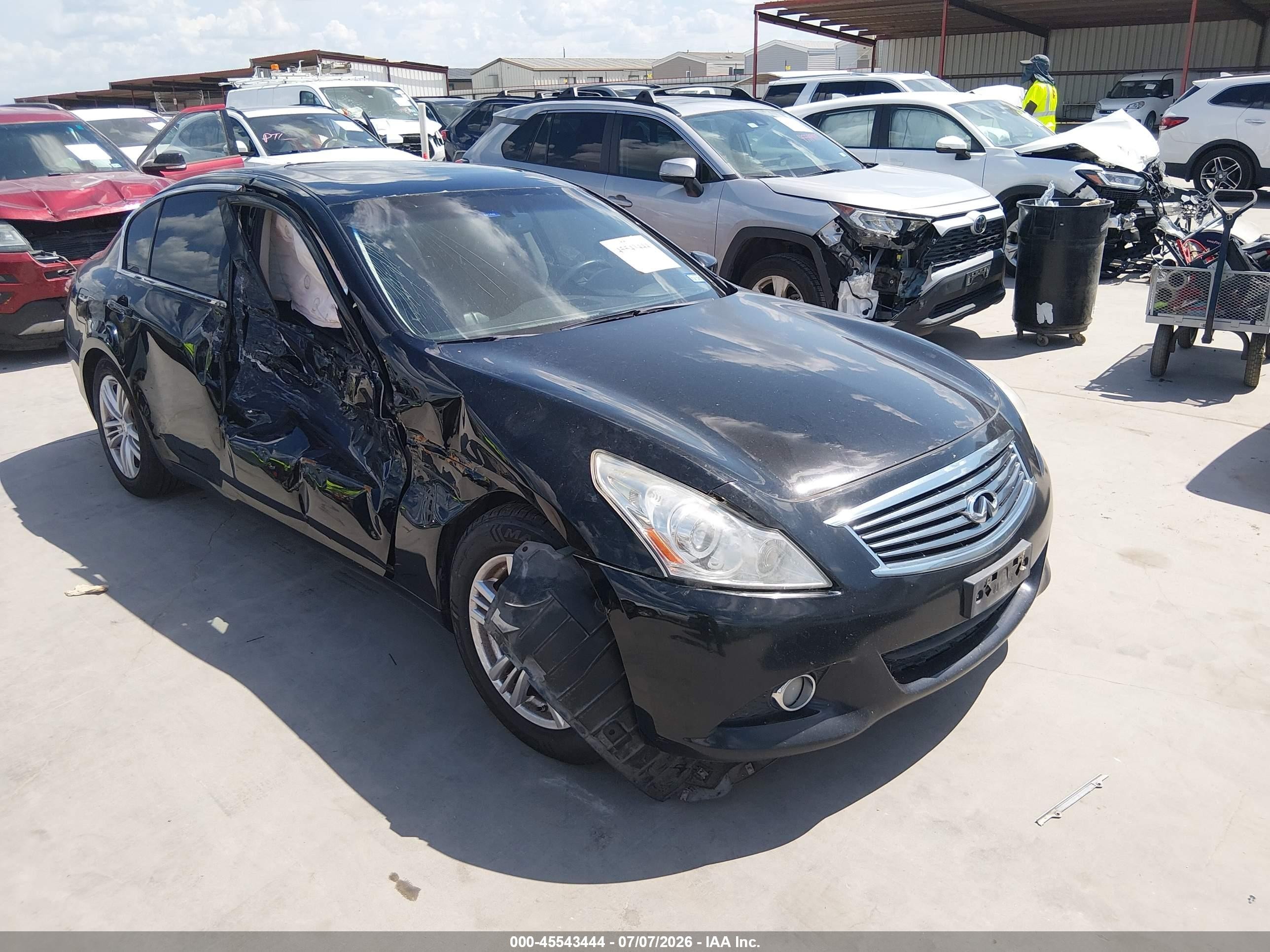 2012 Infiniti G37 Journey, VIN JN1CV6AP8CM622374 — Side