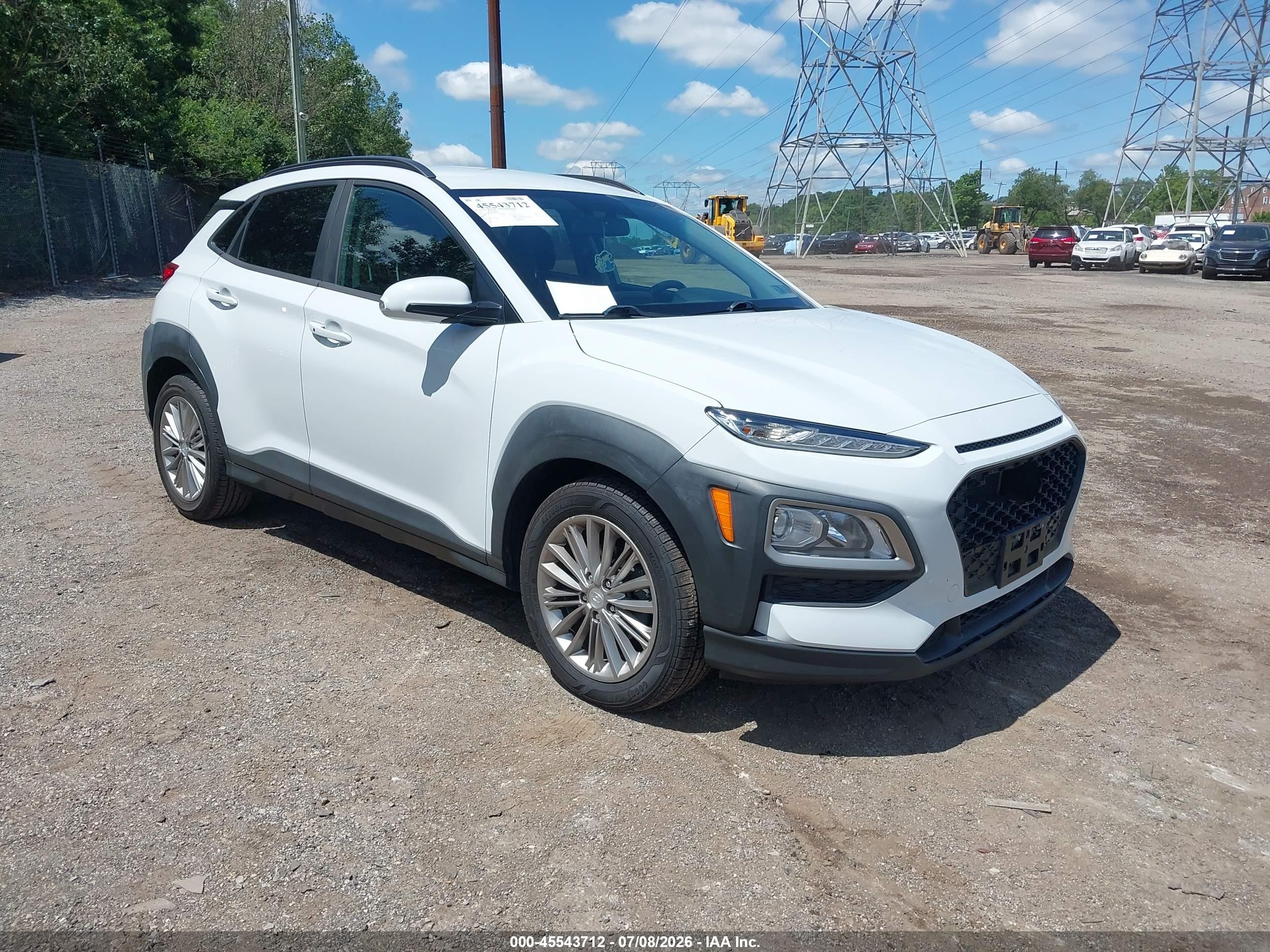 2018 Hyundai Kona SEL, VIN KM8K22AA2JU085757 — Front end
