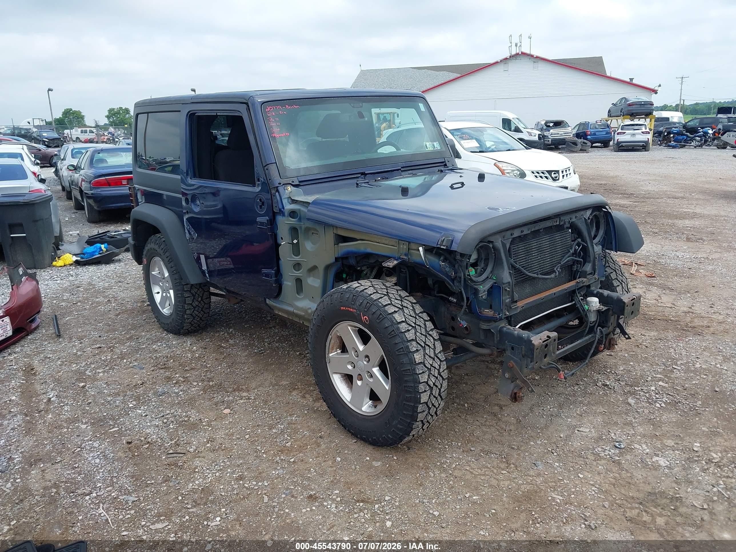 2013 Jeep Wrangler Sport, VIN 1C4GJWAG6DL622276 — Front end