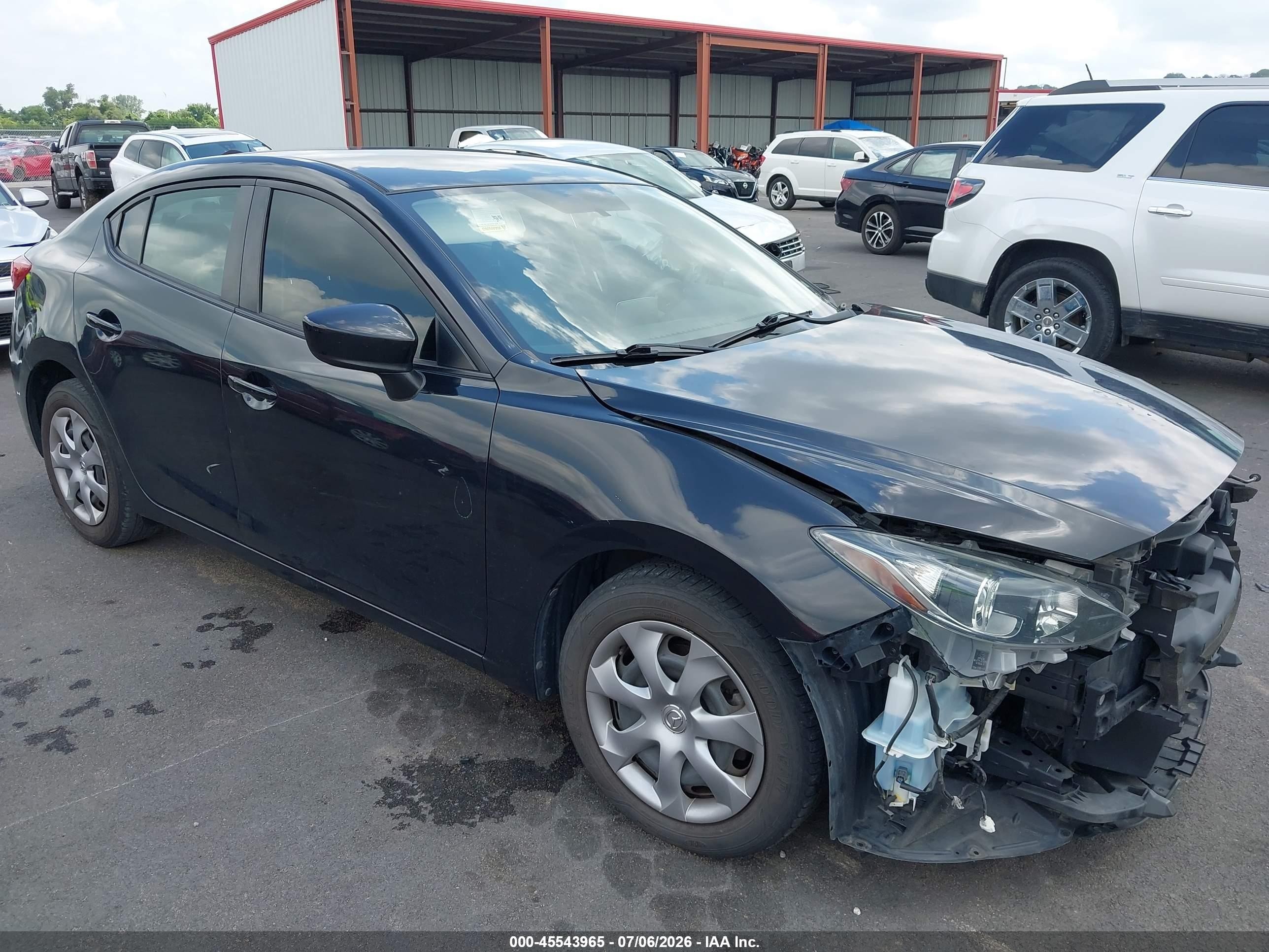 2015 Mazda 3 i Sport, VIN 3MZBM1U71FM214332 — Front end