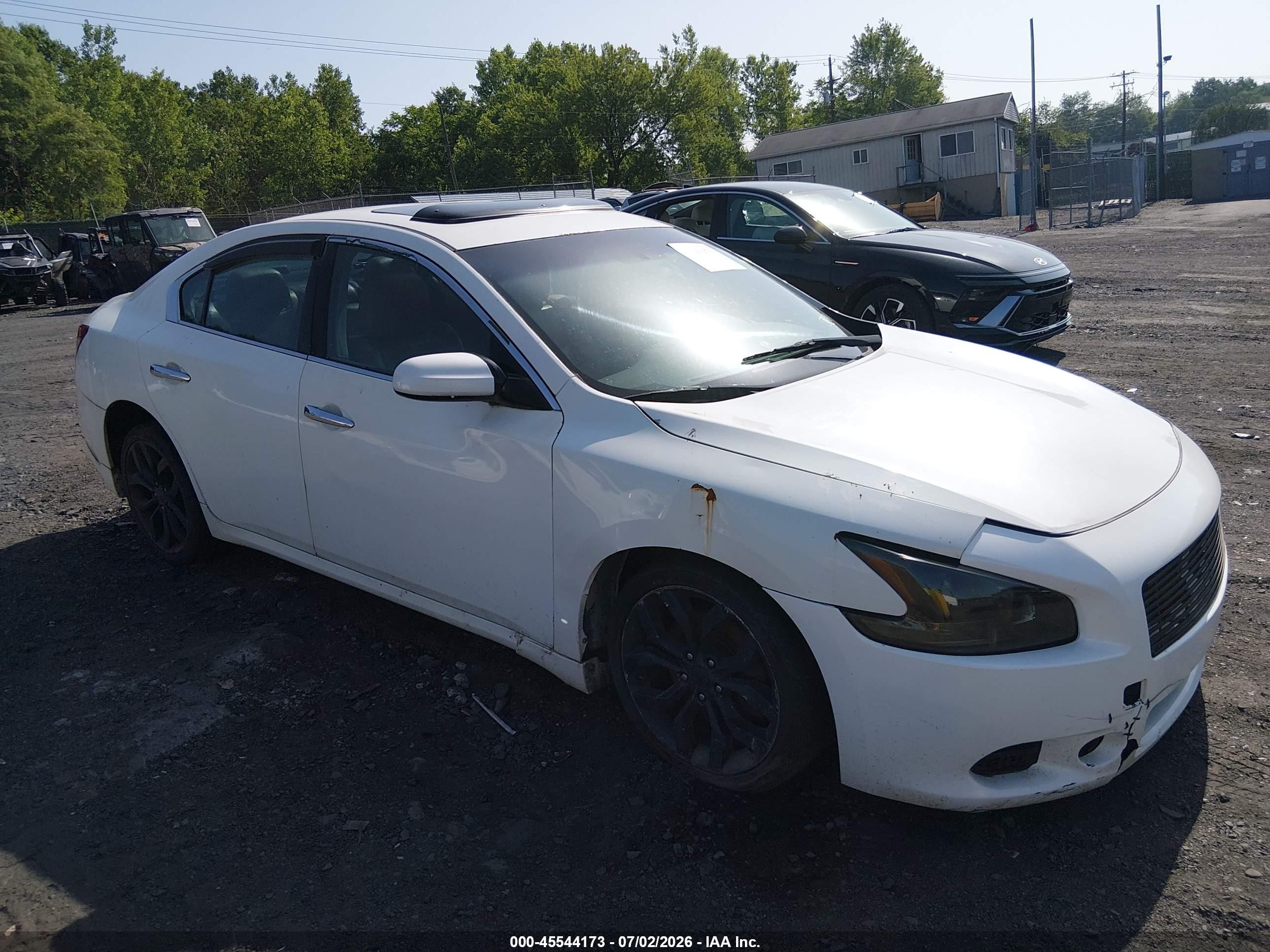 2011 Nissan Maxima S, VIN 1N4AA5AP6BC825316 — Обычный износ