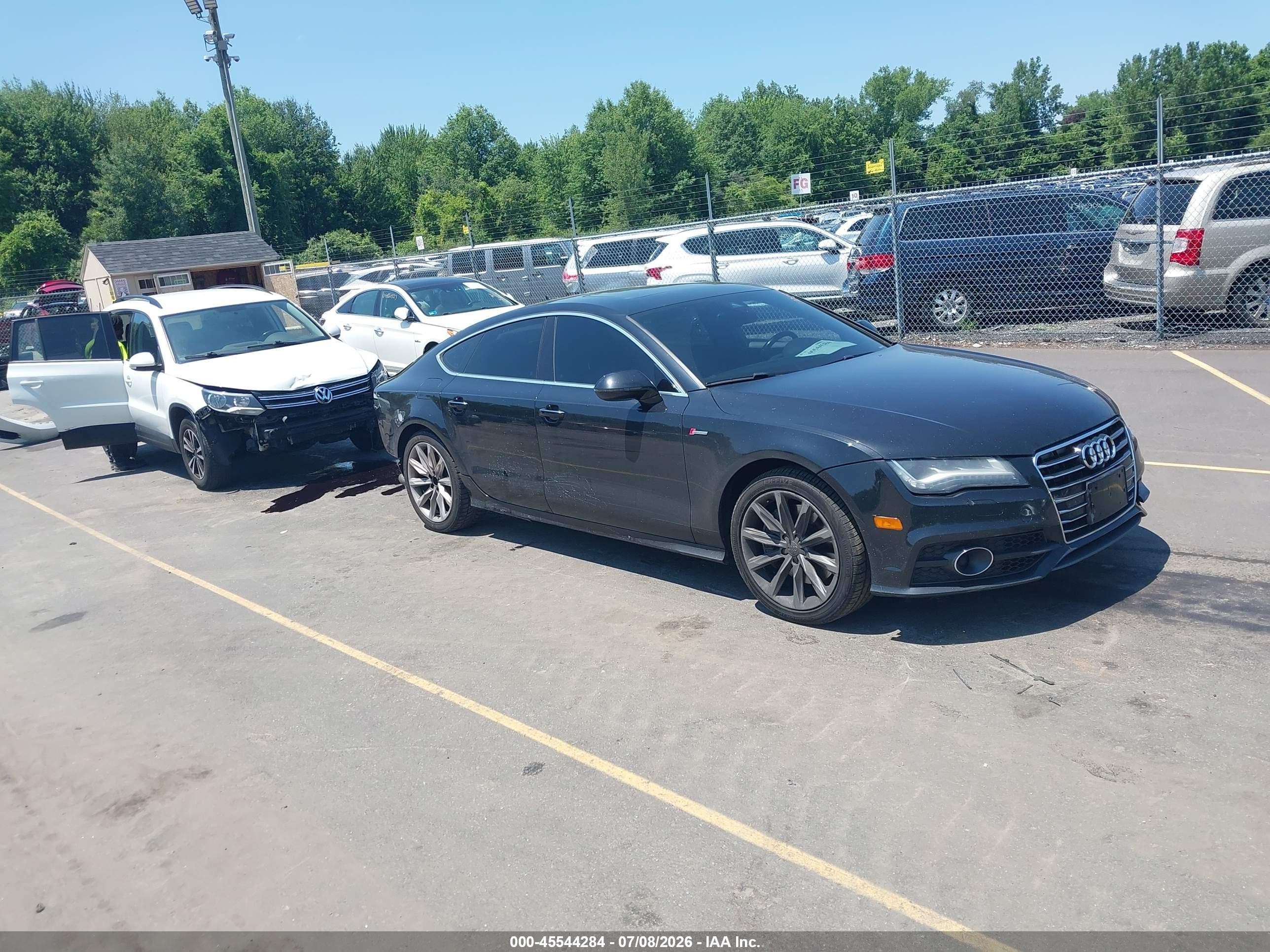 2013 Audi A7 Prestige, VIN WAU3GAFC0DN075996 — Зад