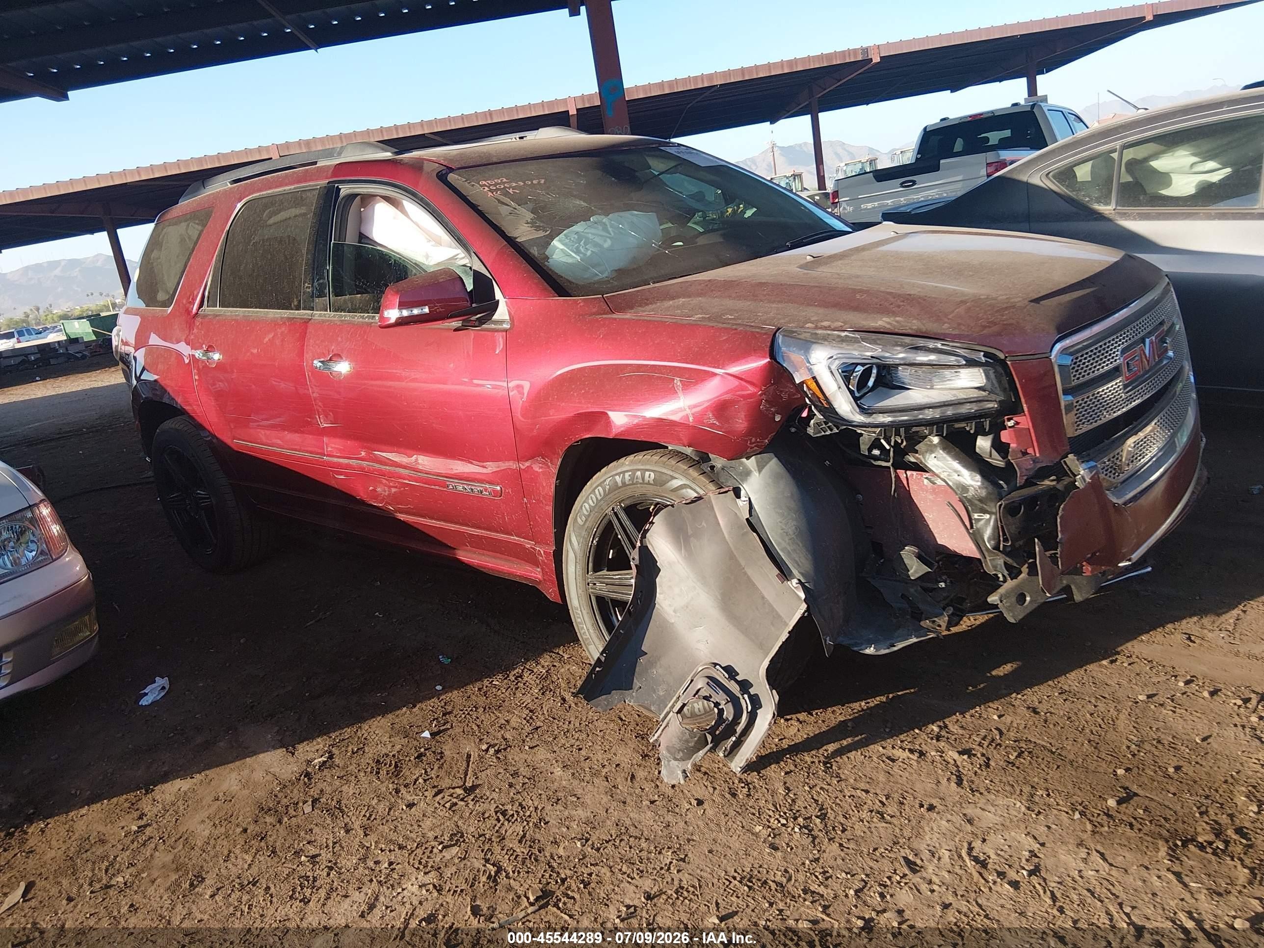 2015 GMC Acadia Denali, VIN 1GKKRTKD6FJ369002 — Front end