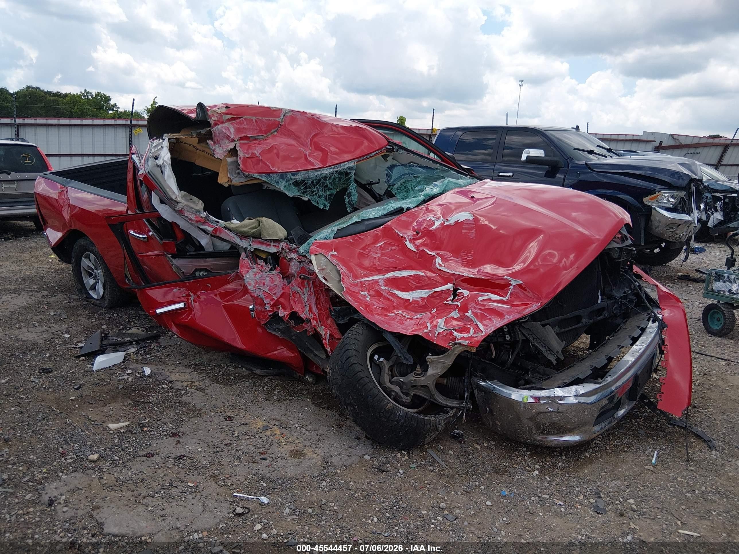 2018 Ram 1500 Big Horn, VIN 1C6RR7TT7JS141740 — Rollover