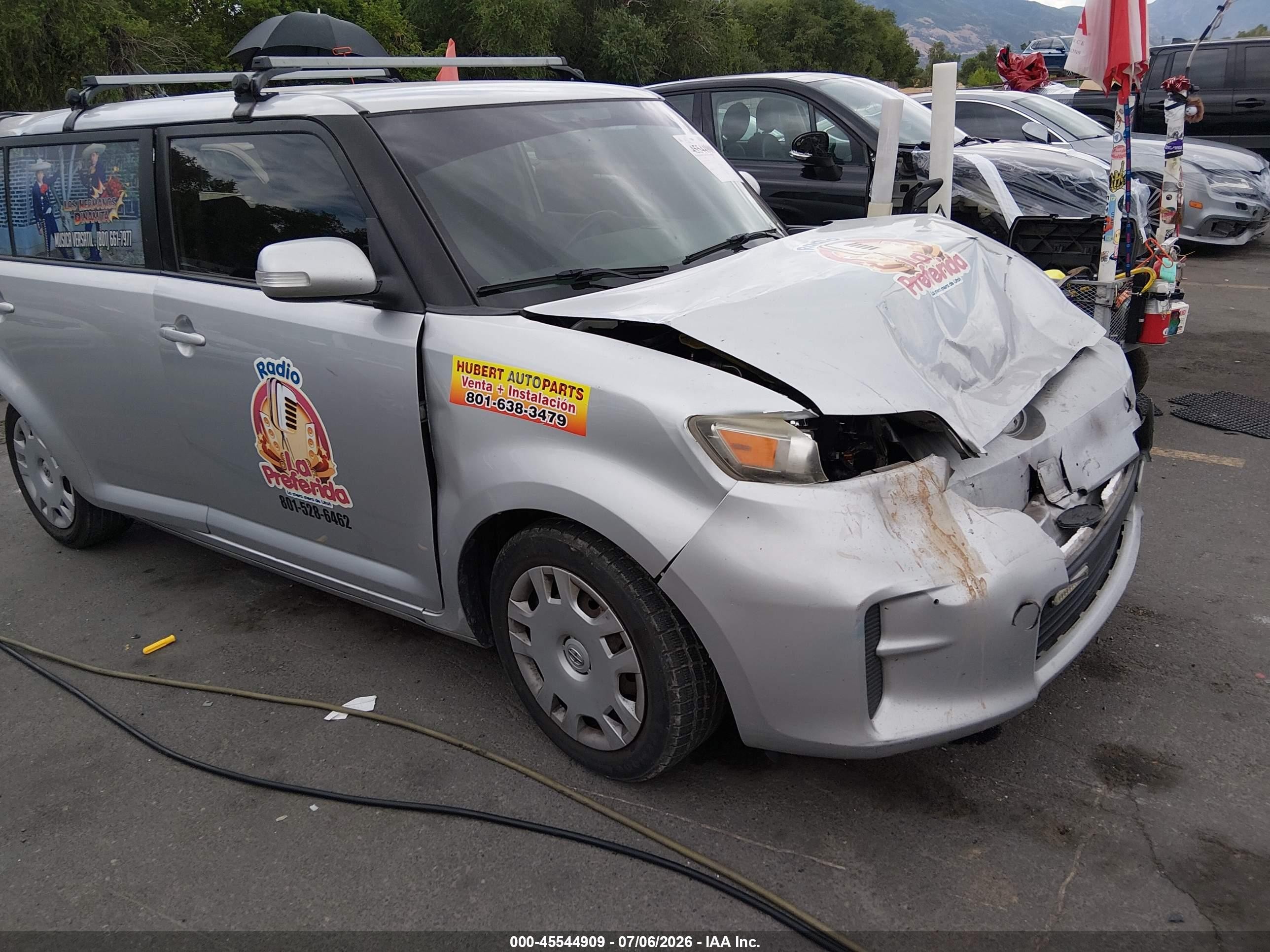 2011 Scion xB, VIN JTLZE4FEXB1123003 — Rear end