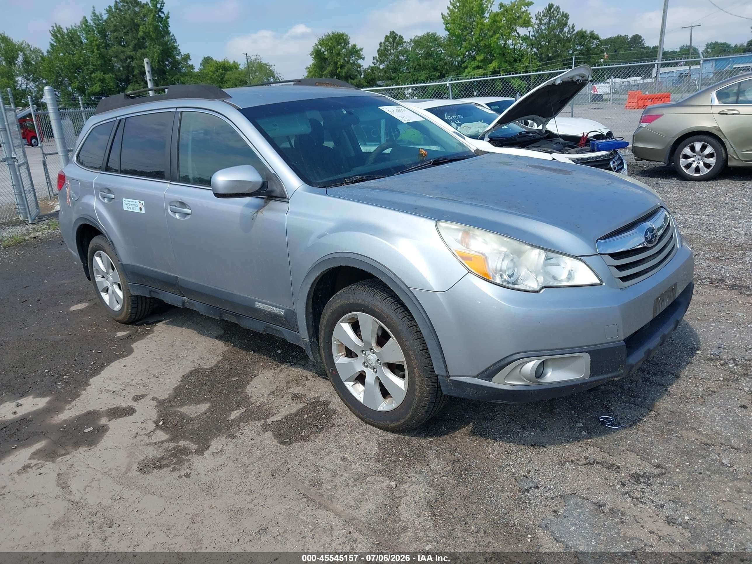 2012 Subaru Outback Prem, VIN 4S4BRBCC7C3240256 — Normal wear