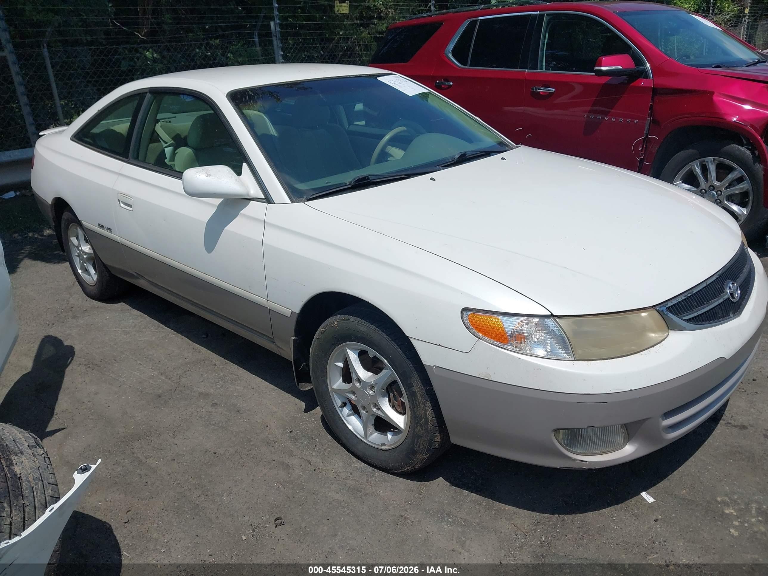 2000 Toyota Solara SLE, VIN 2T1CF22P4YC273509 — Normal wear