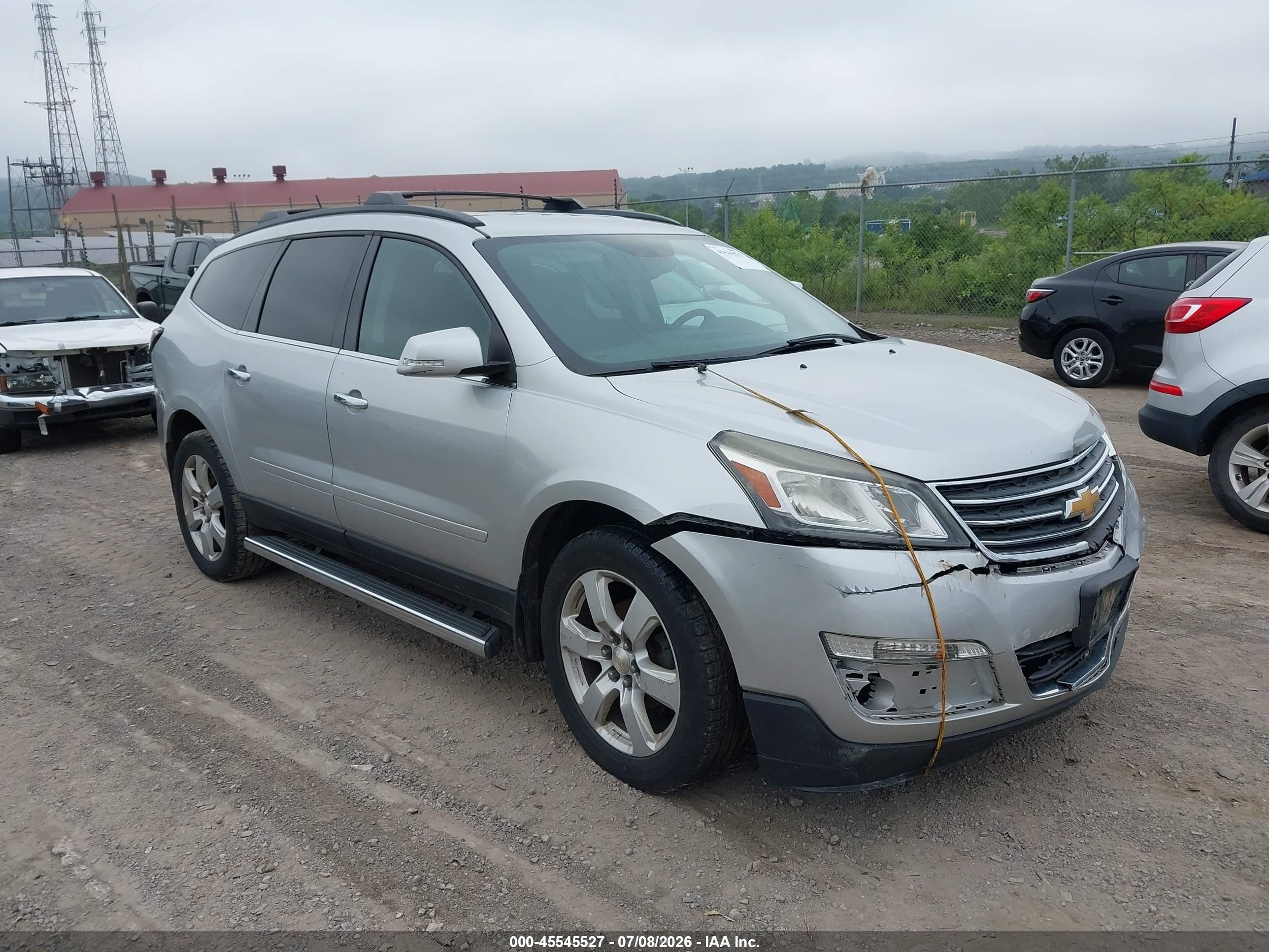 2016 Chevrolet Traverse LT, VIN 1GNKRGKD1GJ211517 — Front end