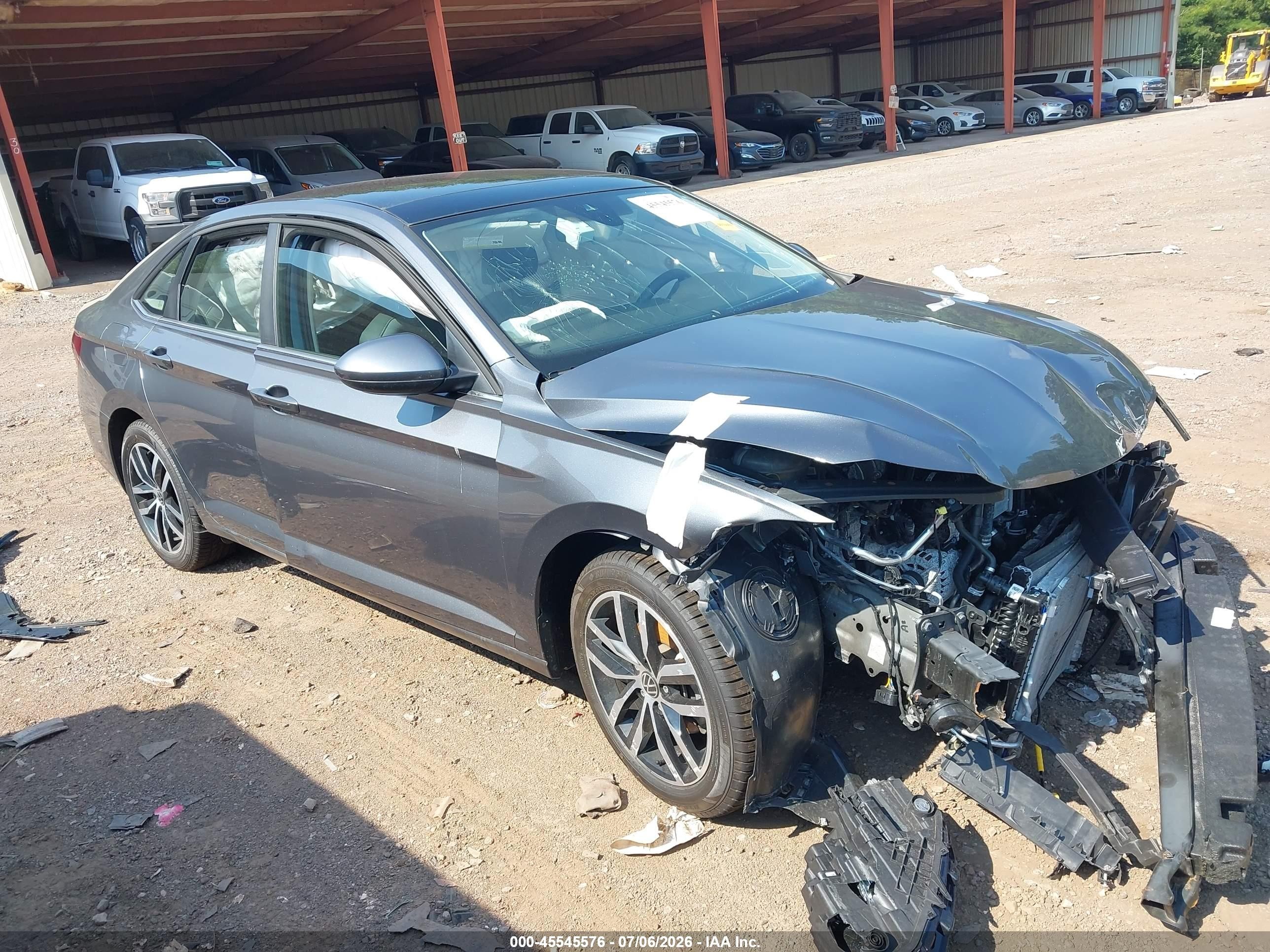 2025 Volkswagen Jetta SE, VIN 3VW7X7BU0SM075393 — Front end