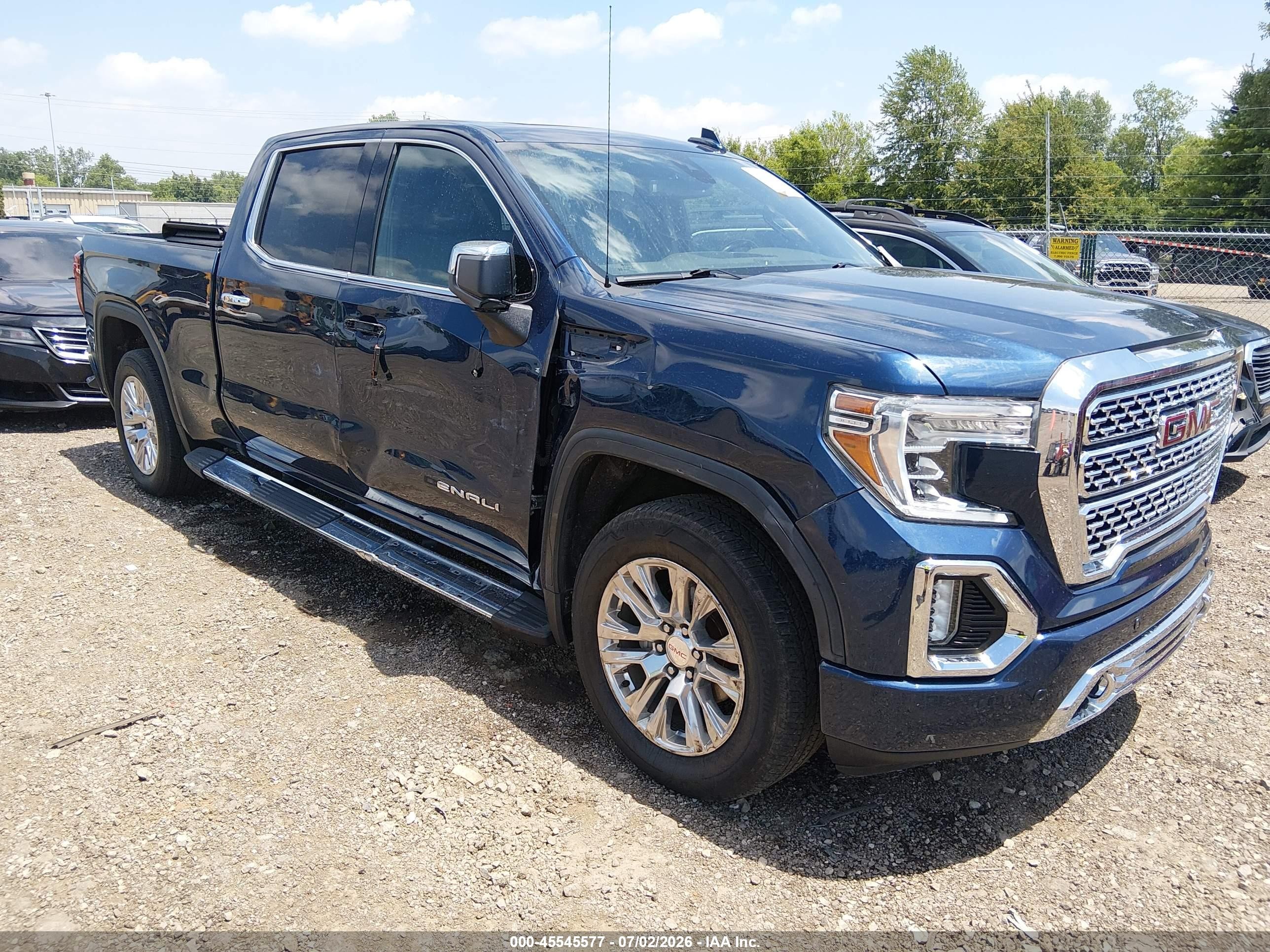 2021 GMC Sierra 1500 Denali, VIN 3GTU9FEL5MG424997 — Бок