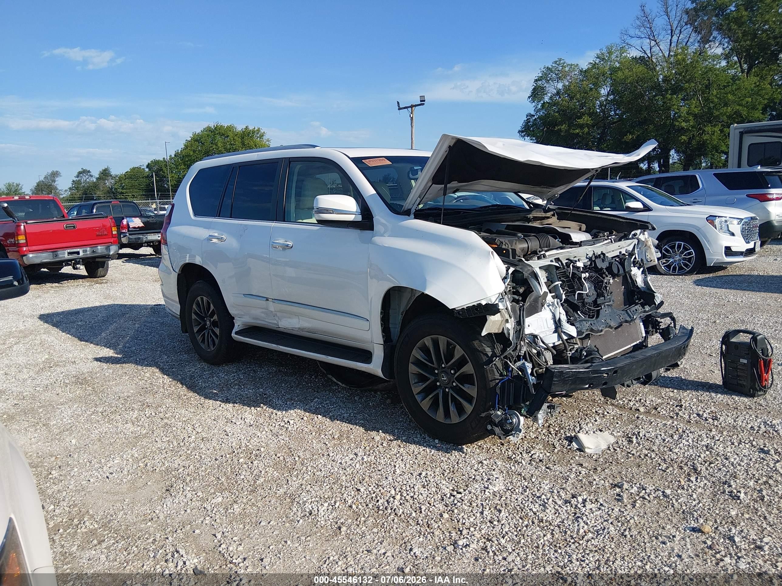 2017 Lexus GX 460 Premium, VIN JTJBM7FX7H5162150 — Front end