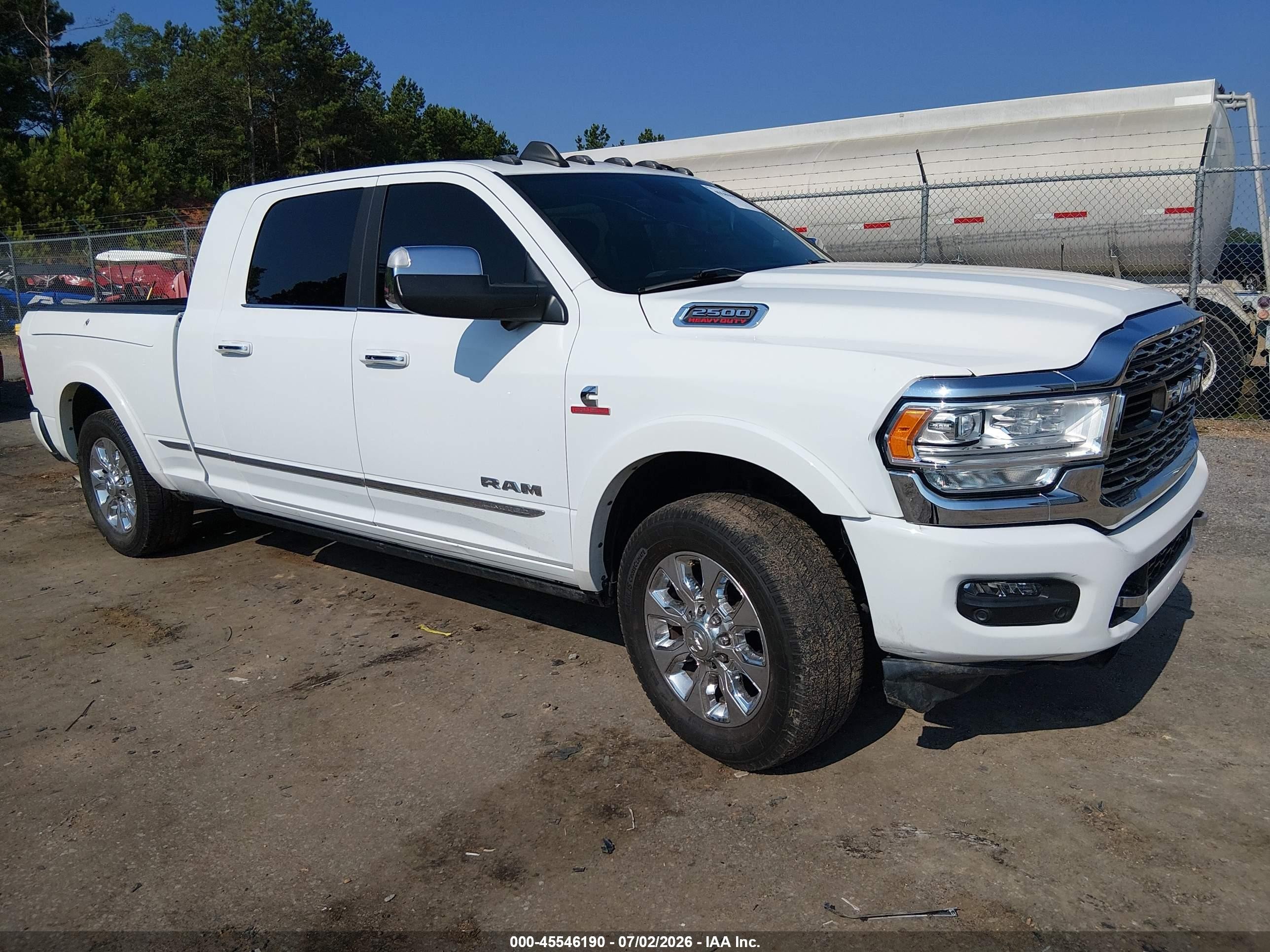 2020 Ram 2500 Limited, VIN 3C6UR5TL6LG216632 — Side
