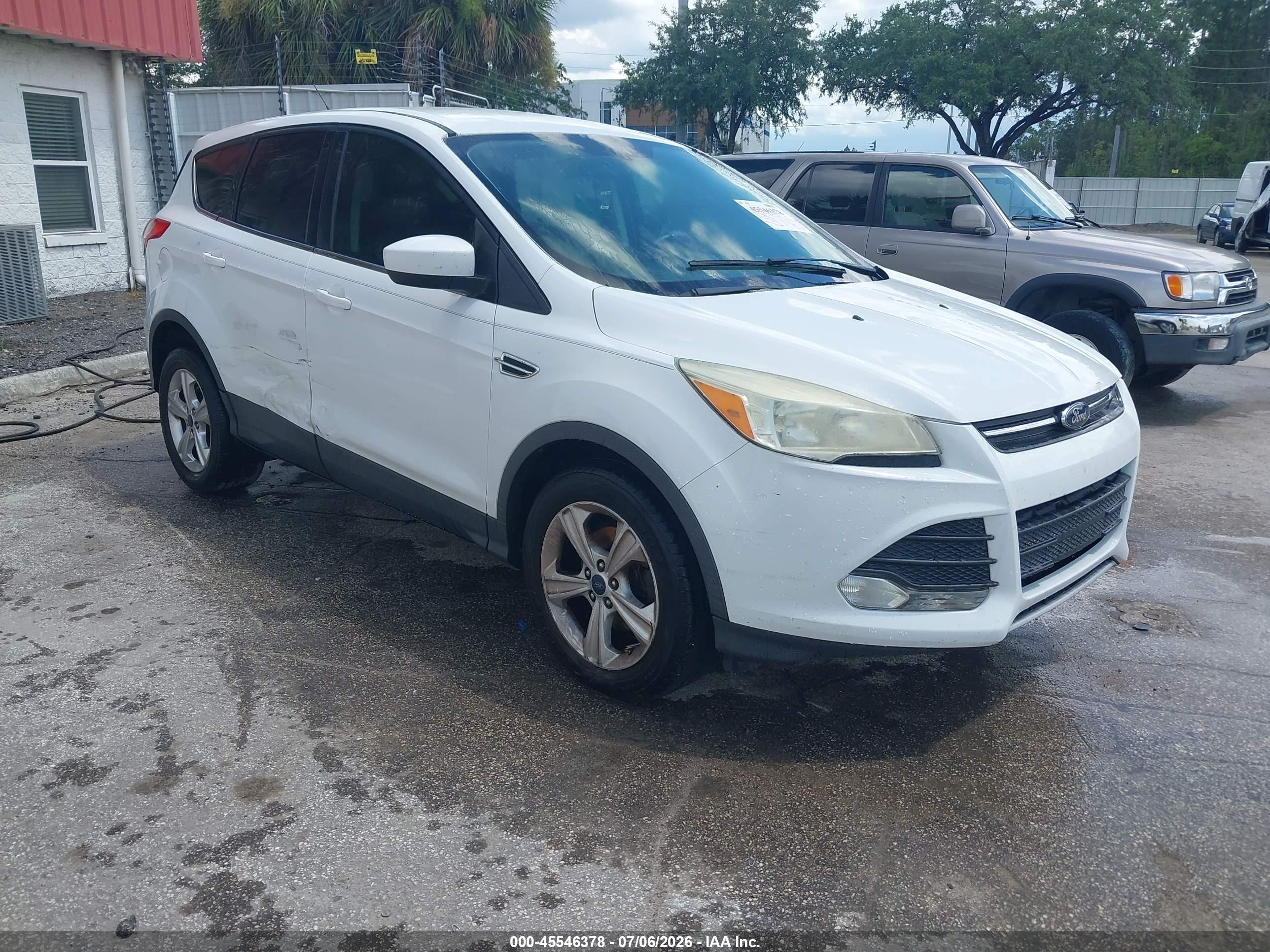 2014 Ford Escape SE, VIN 1FMCU0GX8EUB55637 — Mechanical