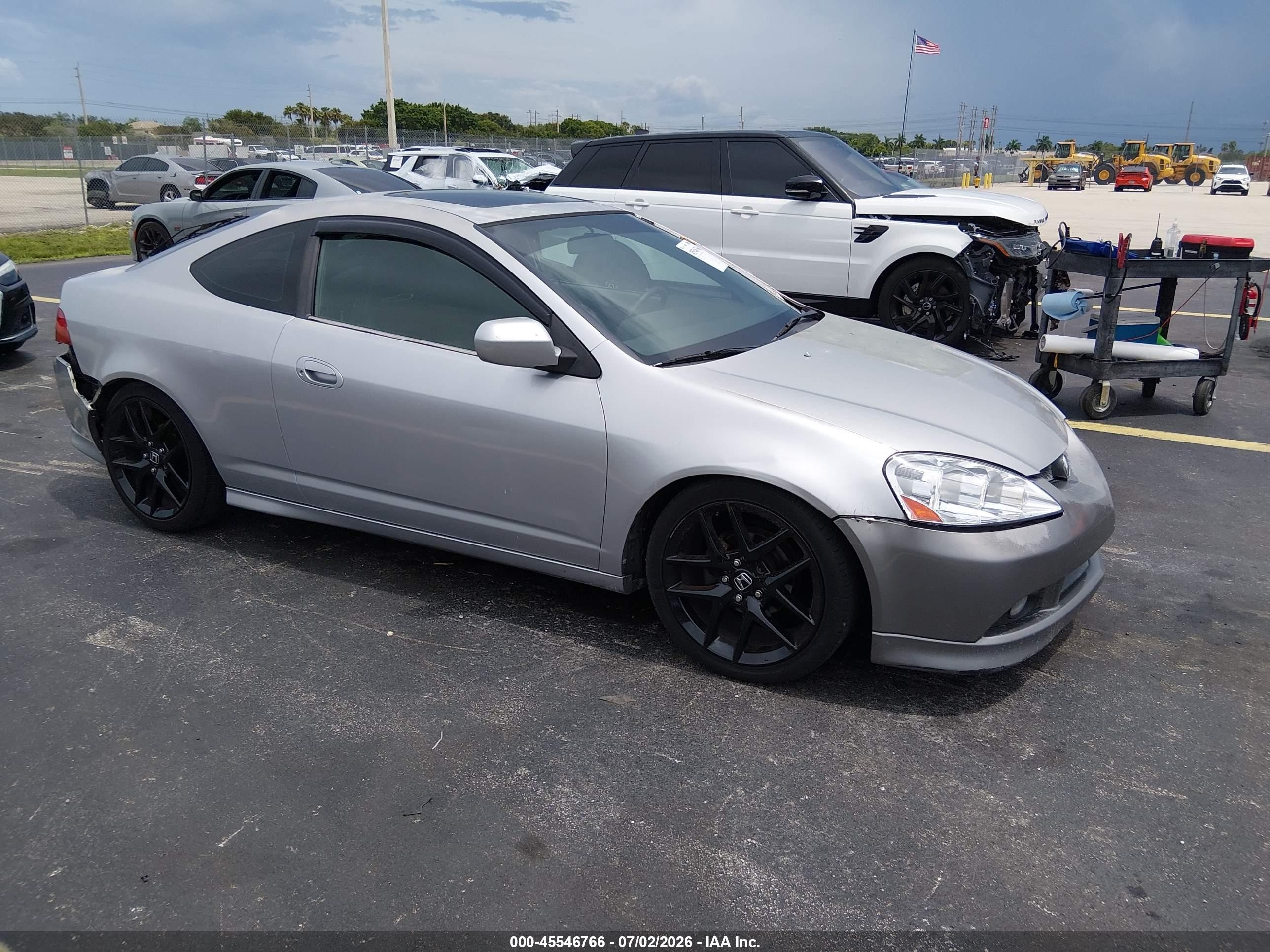 2005 Acura RSX, VIN JH4DC548X5S005688 — Rear end