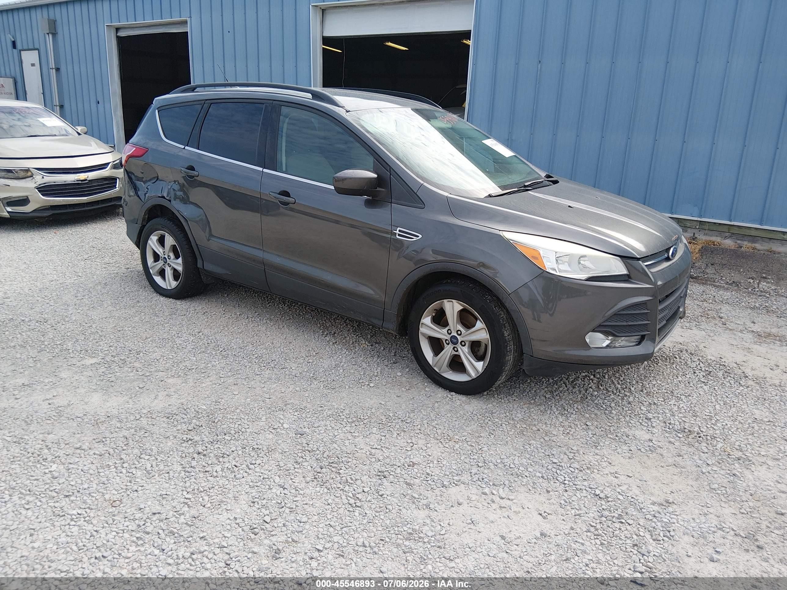 2015 Ford Escape SE, VIN 1FMCU0GX8FUA63042 — Normal wear