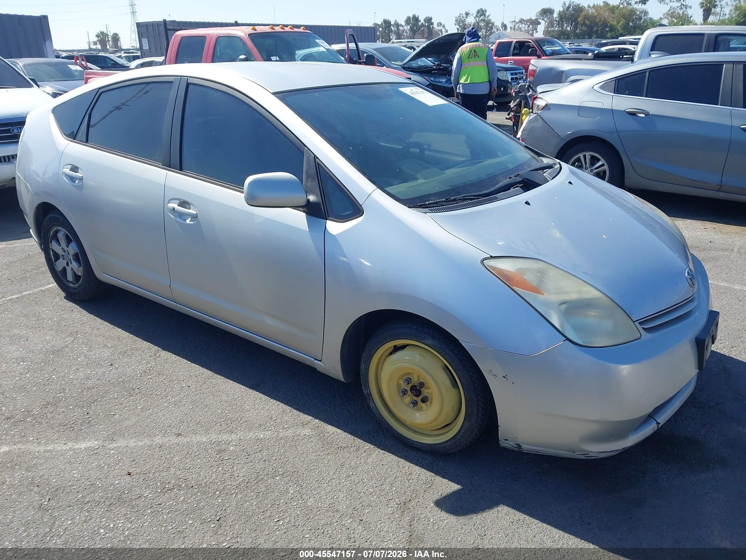 2005 Toyota Prius, VIN JTDKB20U157024789 — Normal wear