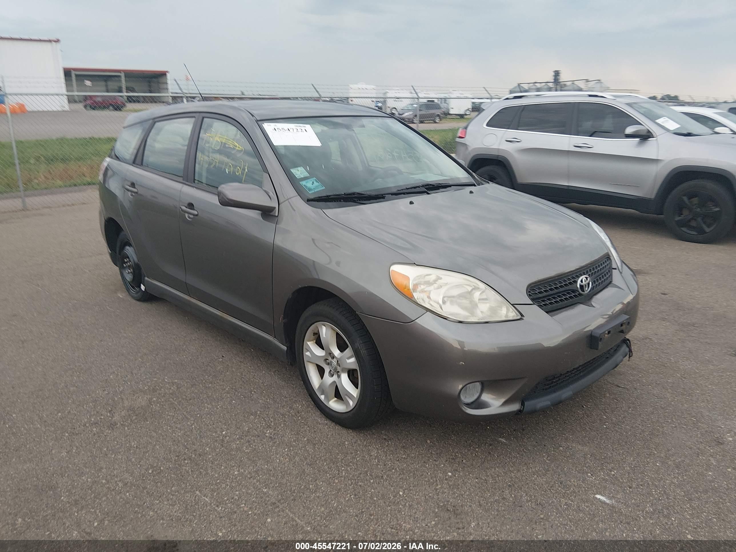2007 Toyota Matrix XR, VIN 2T1KR32E87C647870 — Rear end