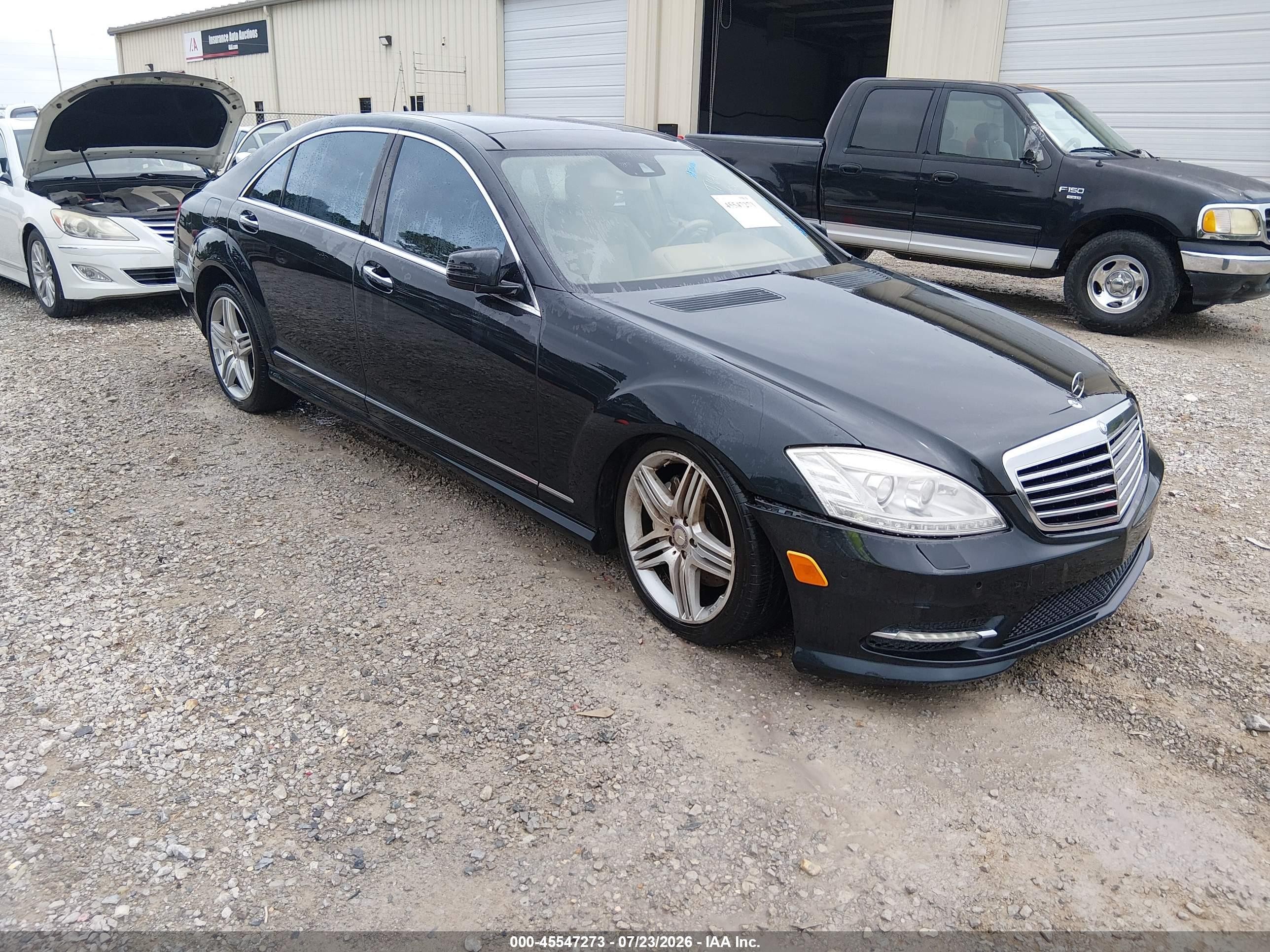 2013 Mercedes-Benz S 550, VIN WDDNG9EB0DA517286 — Normal wear
