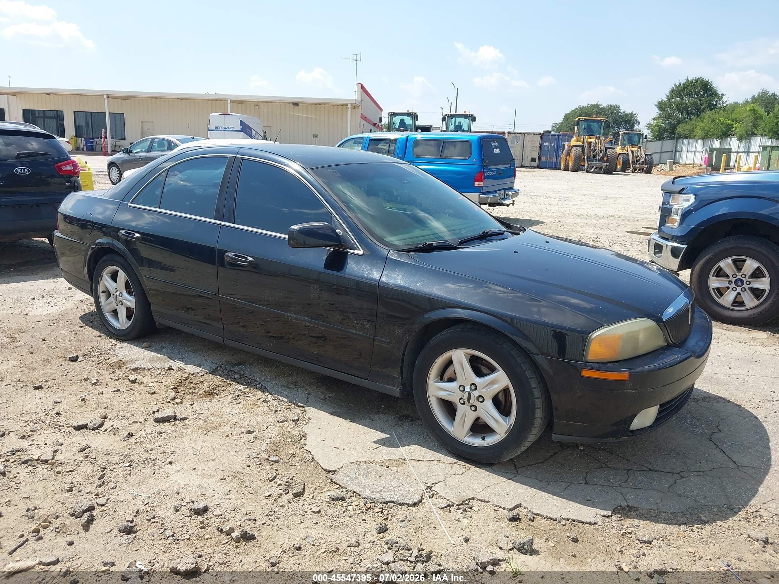 2002 Lincoln LS w/Base Pkg, VIN 1LNHM87A62Y674206 — Обычный износ