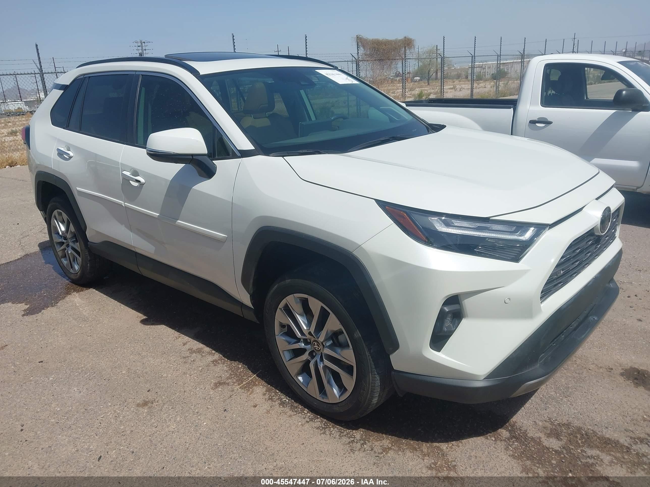 2022 Toyota RAV4 Limited, VIN 2T3N1RFVXNW272259 — Fresh water flood