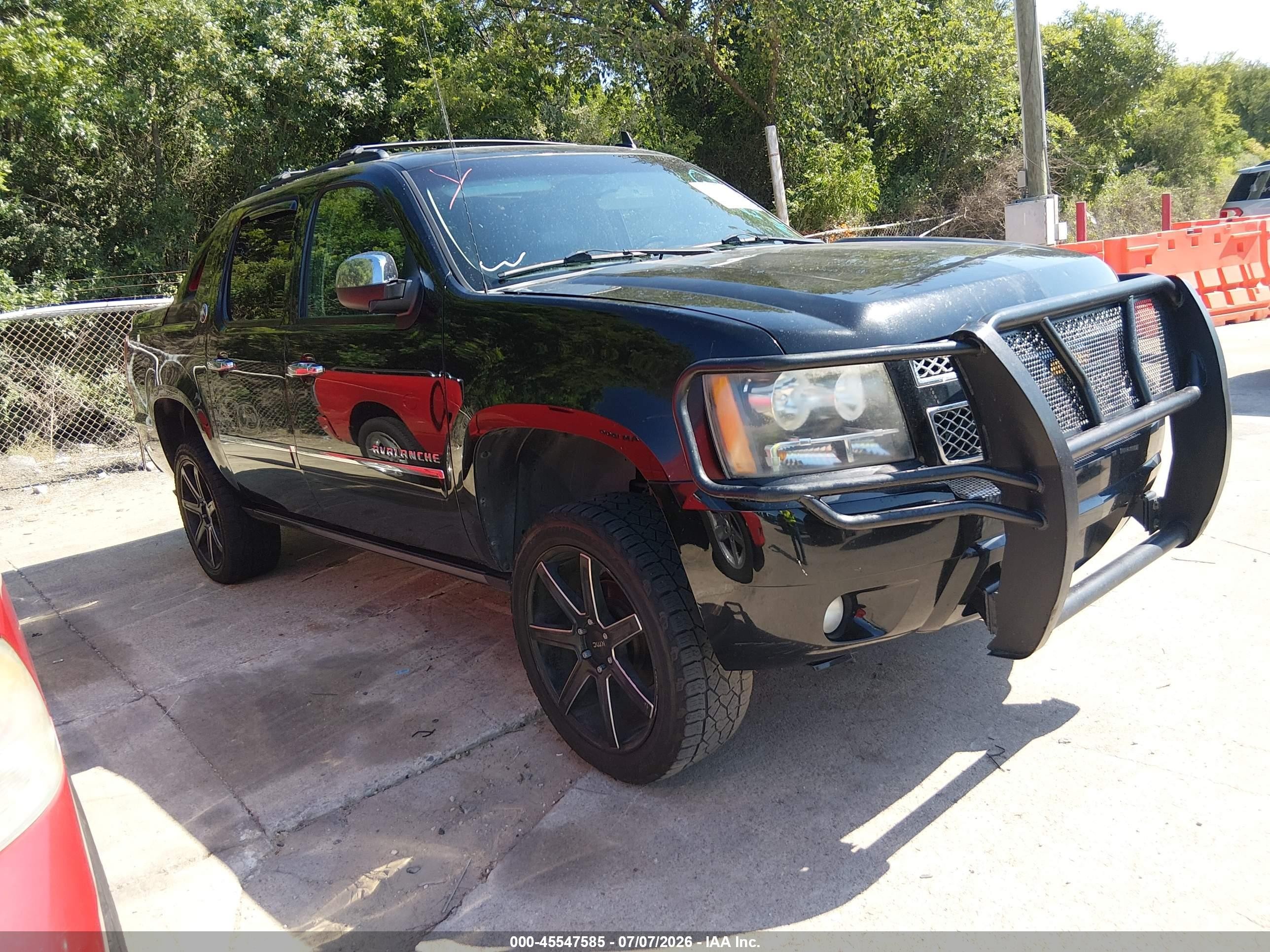 2013 Chevrolet Avalanche LTZ, VIN 3GNTKGE78DG150484 — Normal wear