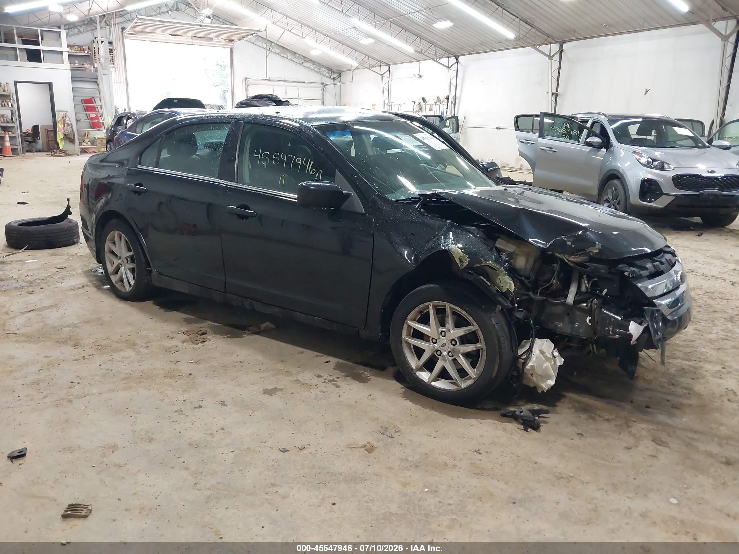 2011 Ford Fusion SEL, VIN 3FAHP0JA8BR202647 — Side