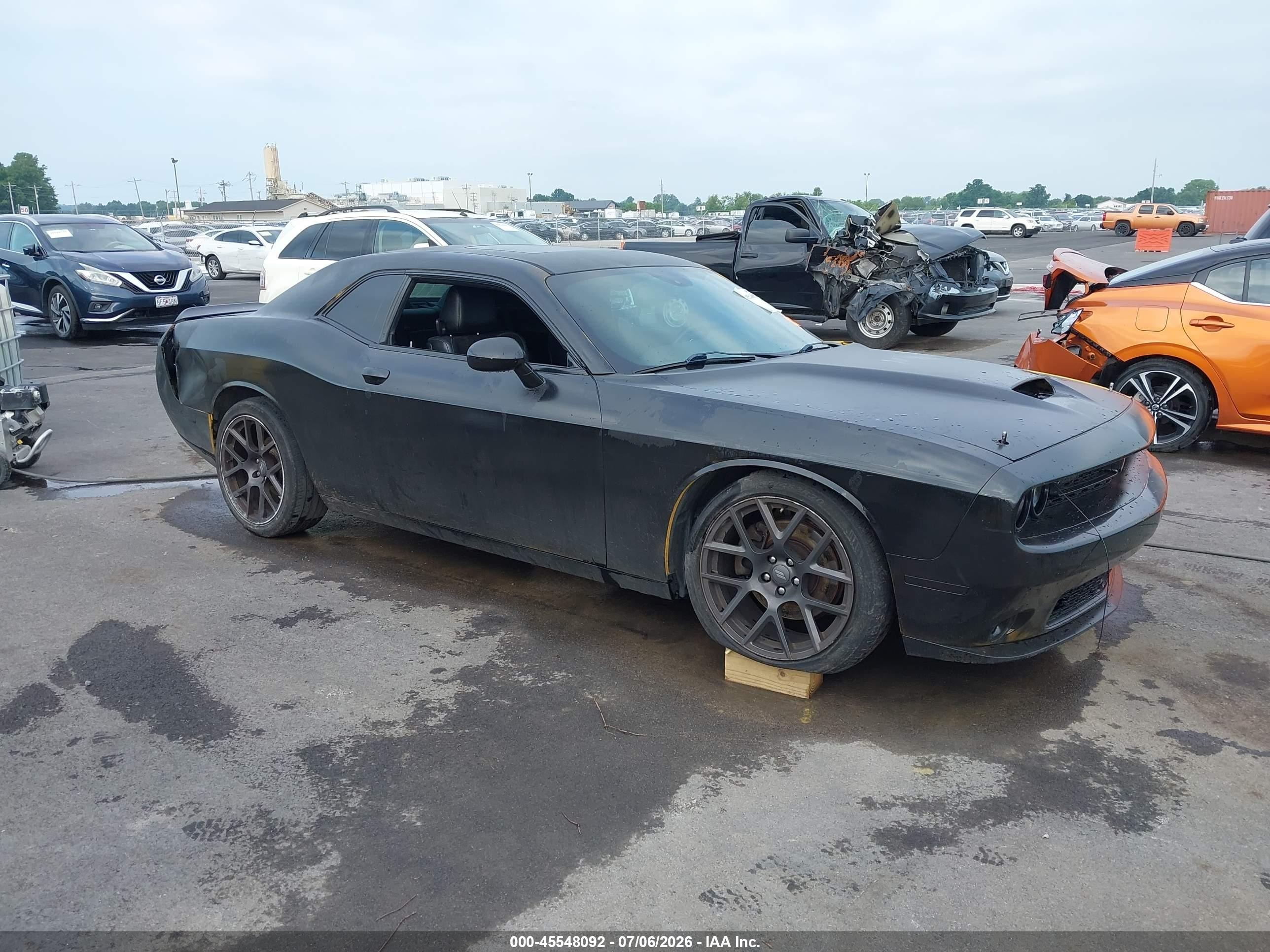 2017 Dodge Challenger R/T Plus, VIN 2C3CDZBT7HH609174 — Rear end