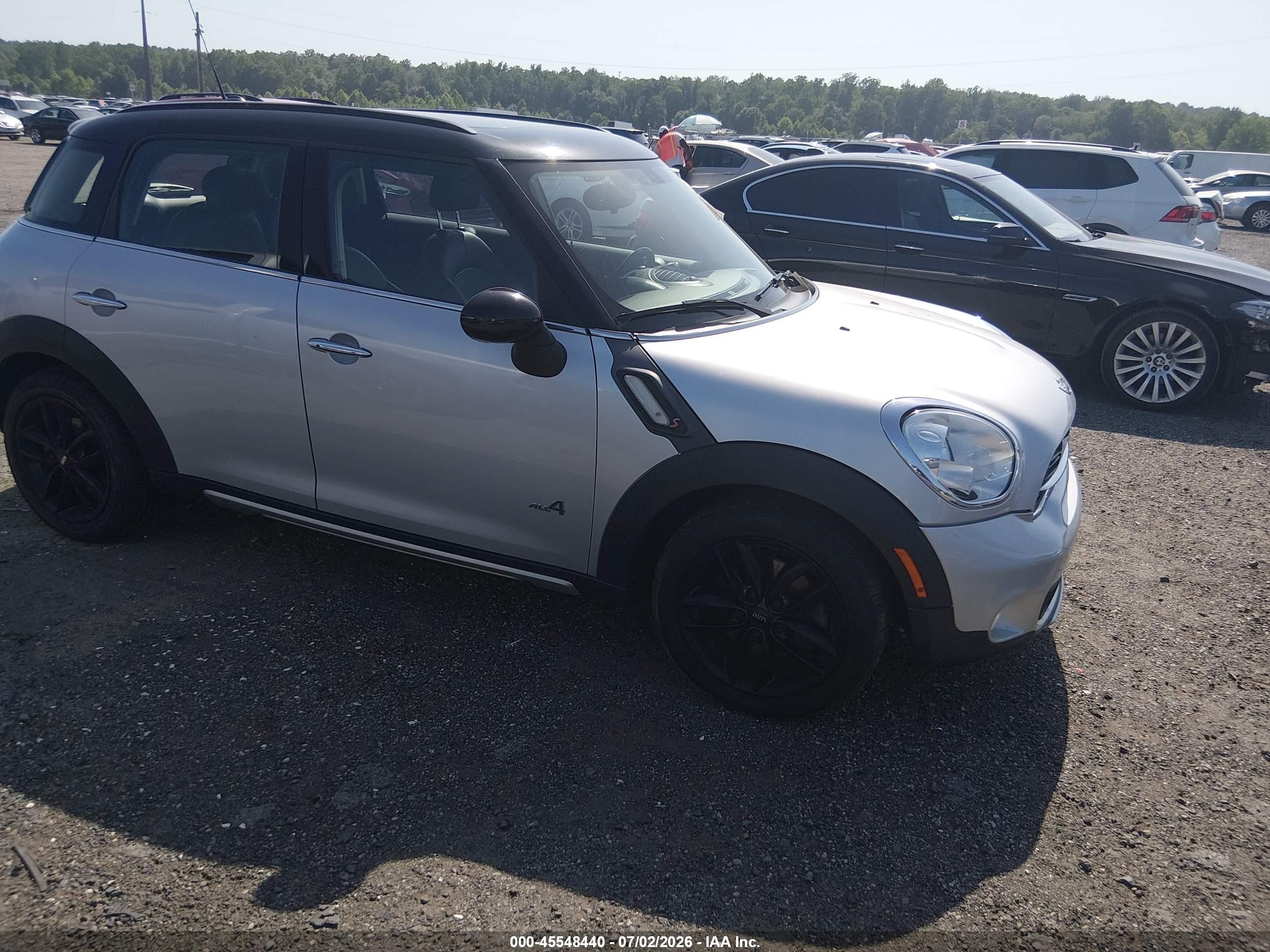 2015 MINI Countryman S, VIN WMWZC5C5XFWP44629 — Normal wear