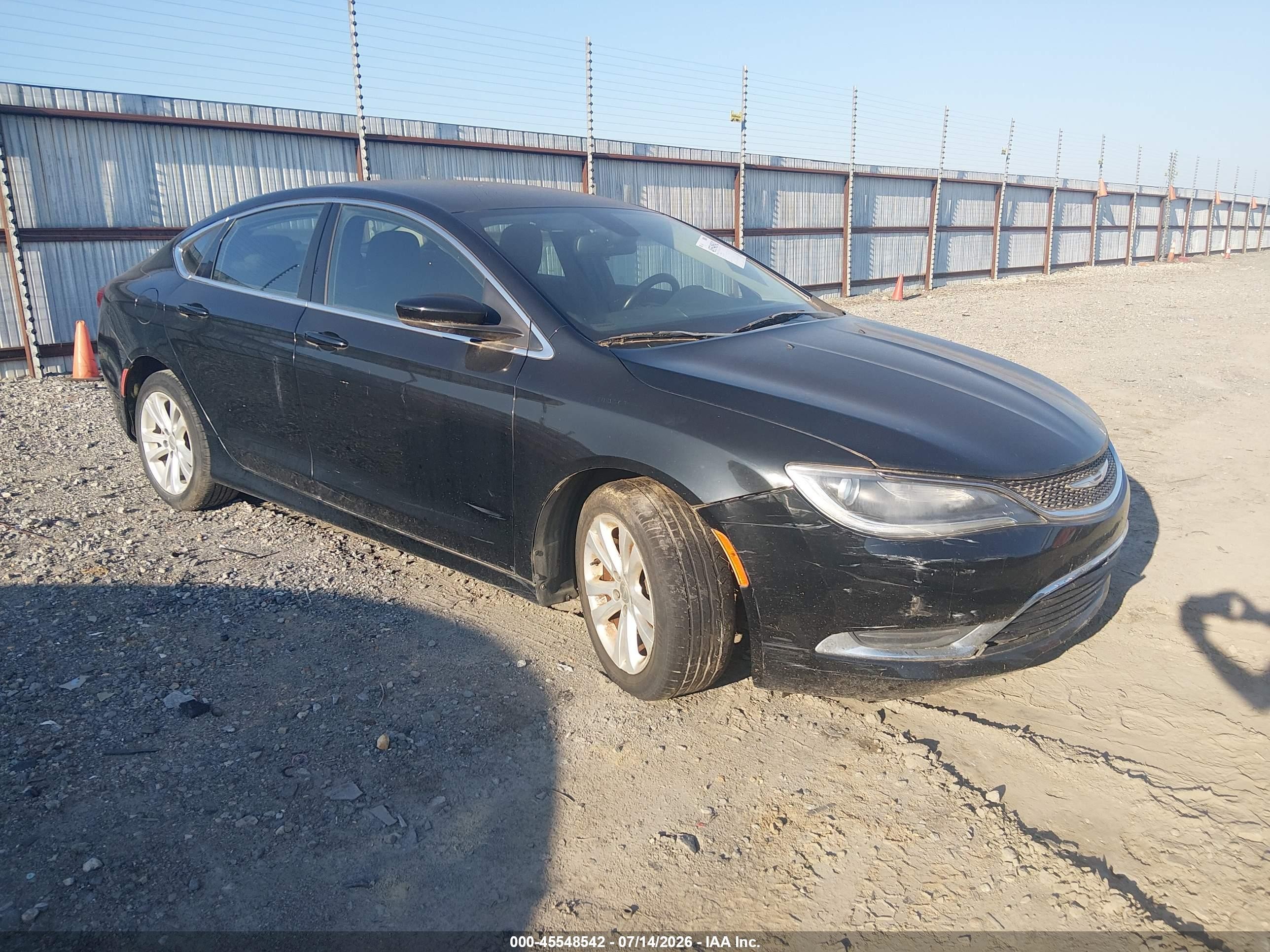 2015 Chrysler 200 Limited, VIN 1C3CCCAB3FN649782 — Normal wear