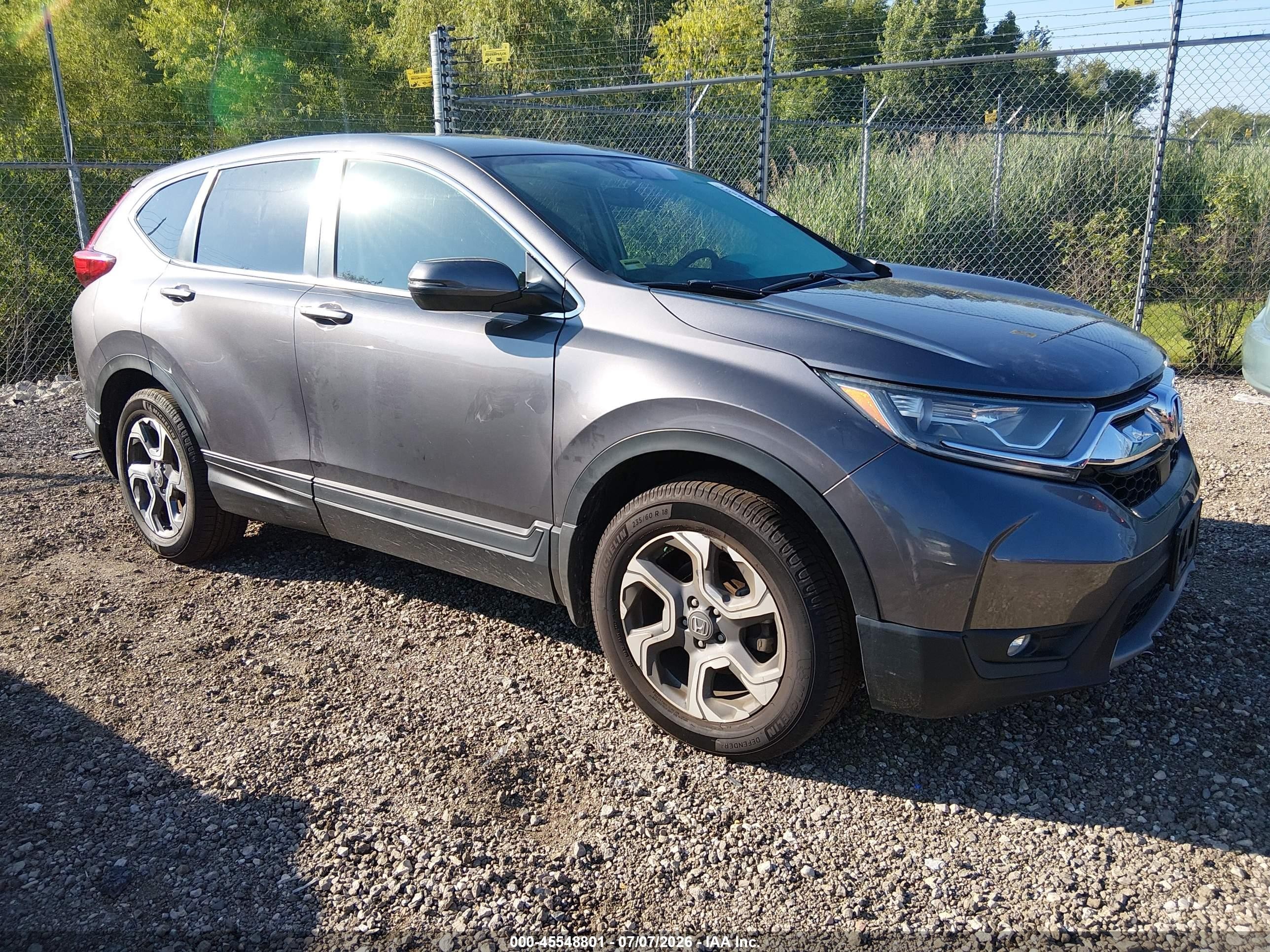 2018 Honda CR-V EX, VIN 7FARW2H5XJE068301 — Front end