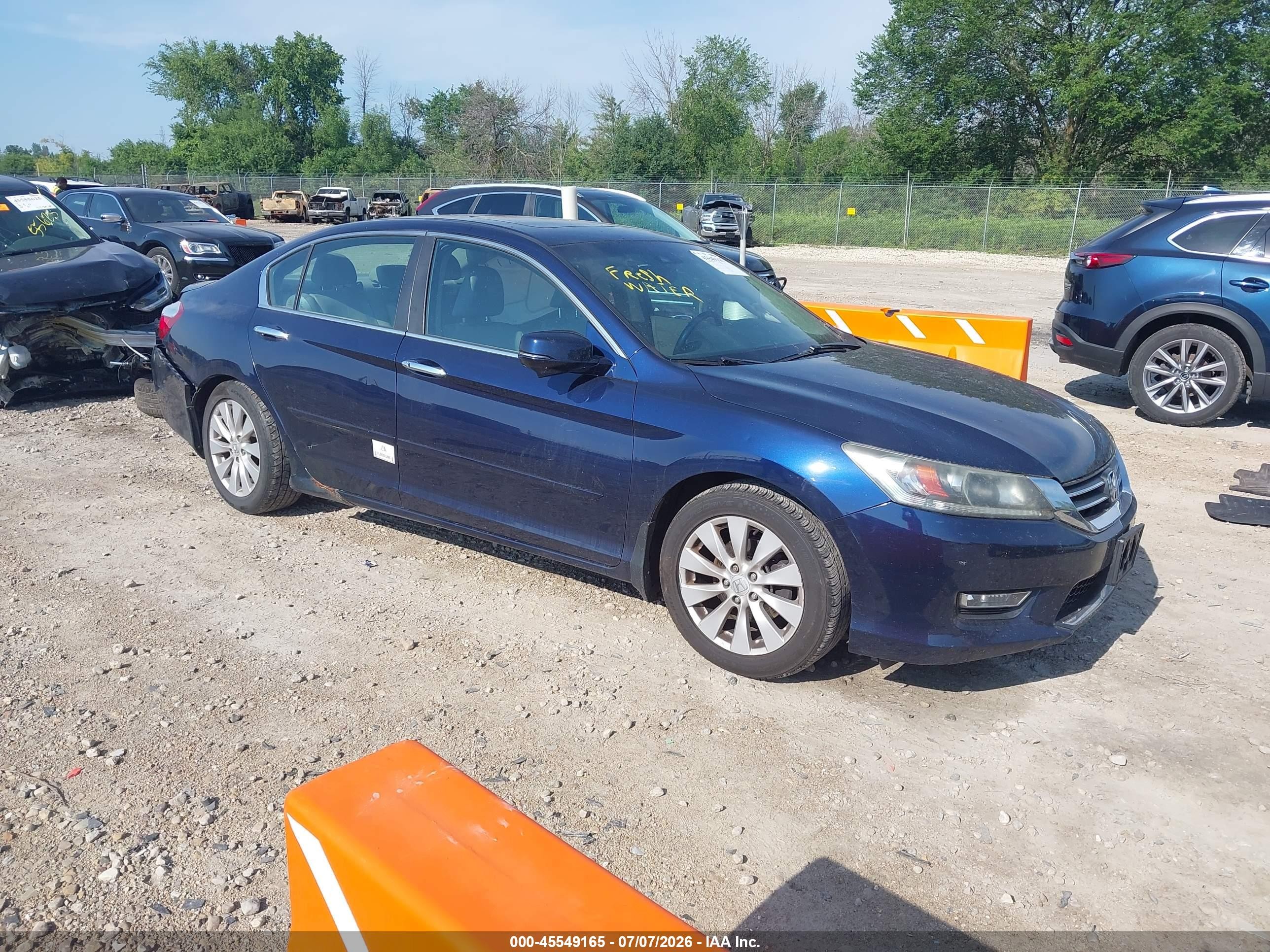 2013 Honda Accord EX-L, VIN 1HGCR2F84DA218259 — Fresh water flood