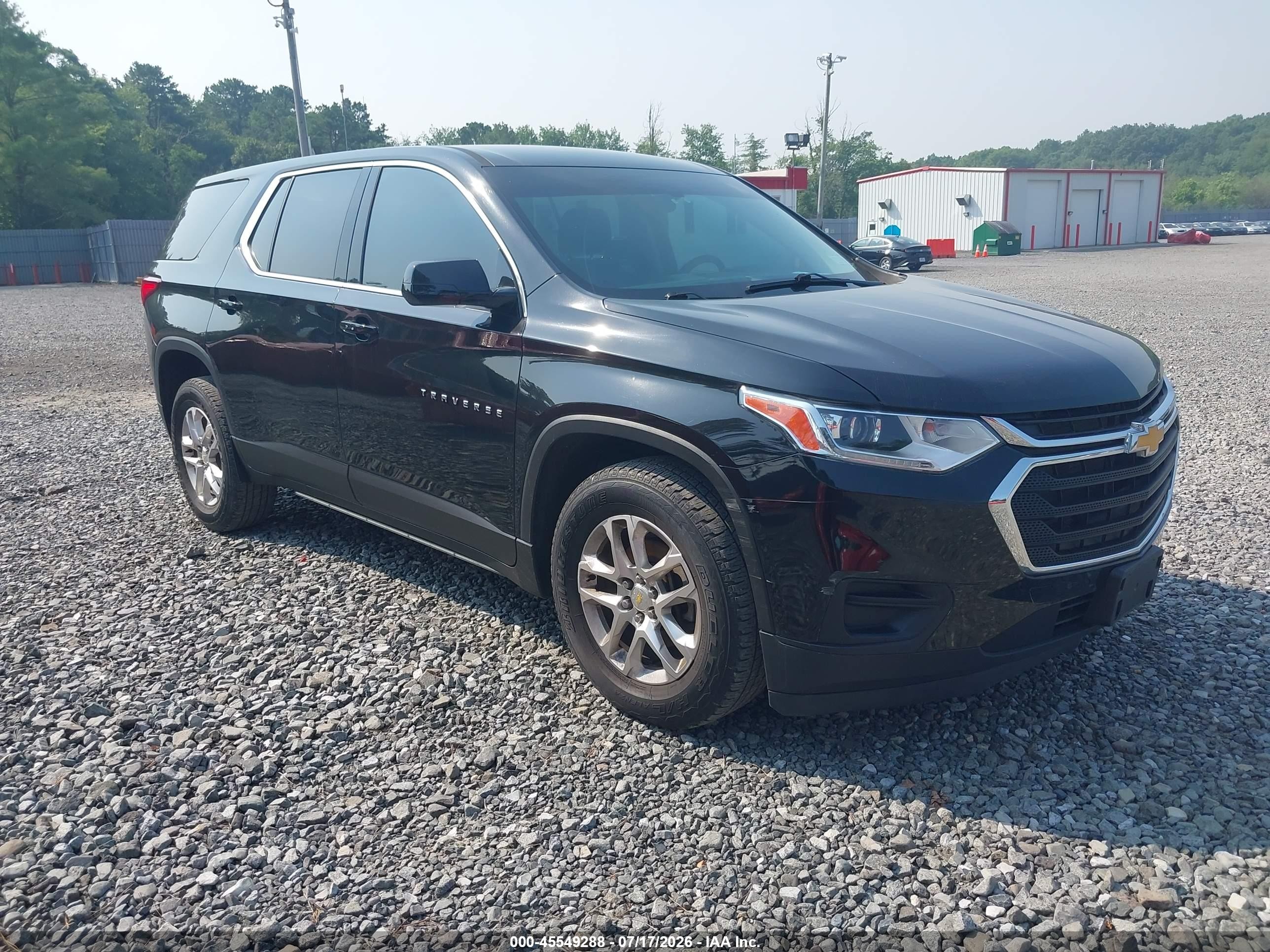 2020 Chevrolet Traverse LS, VIN 1GNEVFKW7LJ104597 — Normal wear