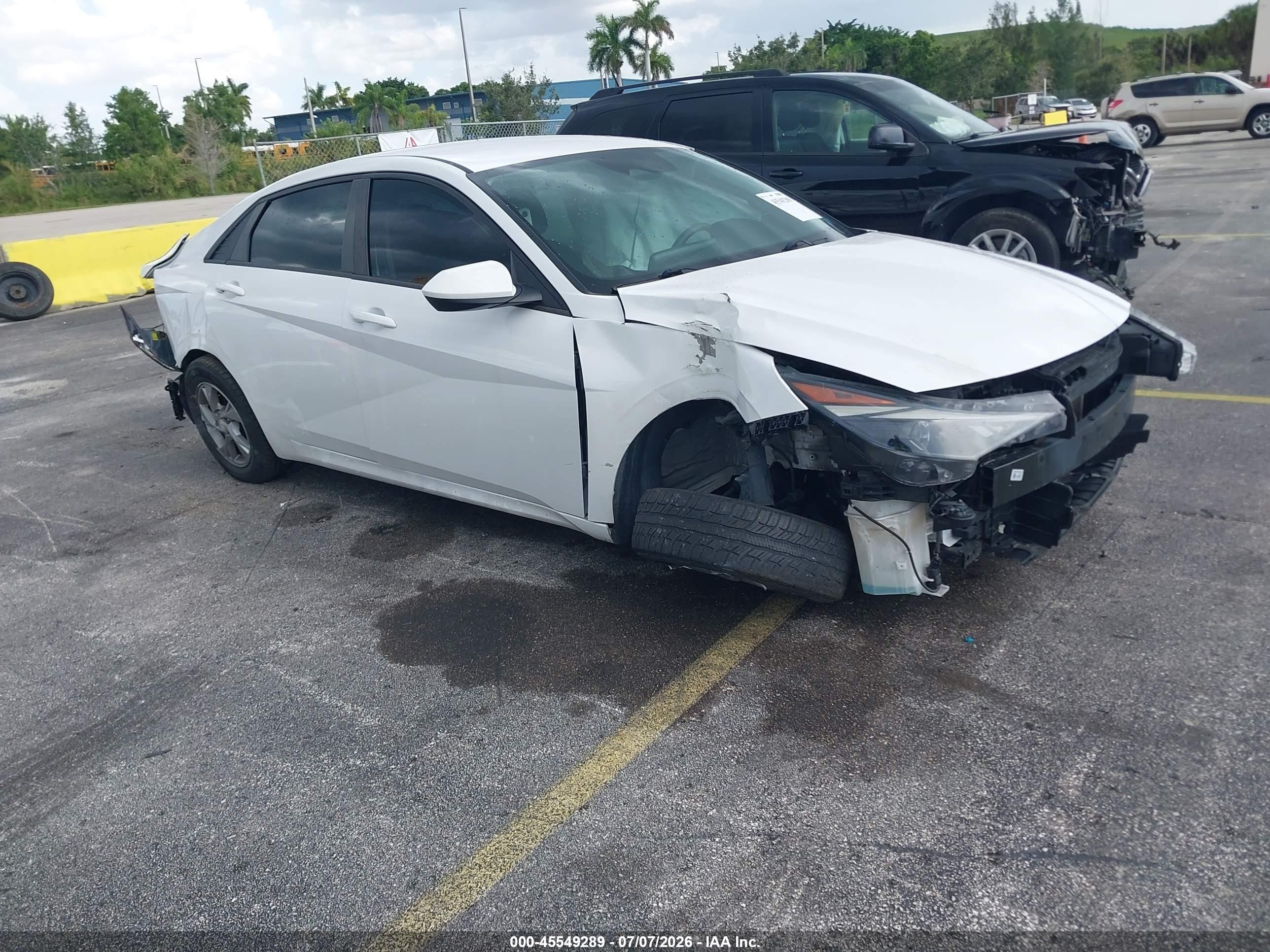 2023 Hyundai Elantra SE, VIN 5NPLL4AG2PH102226 — Side
