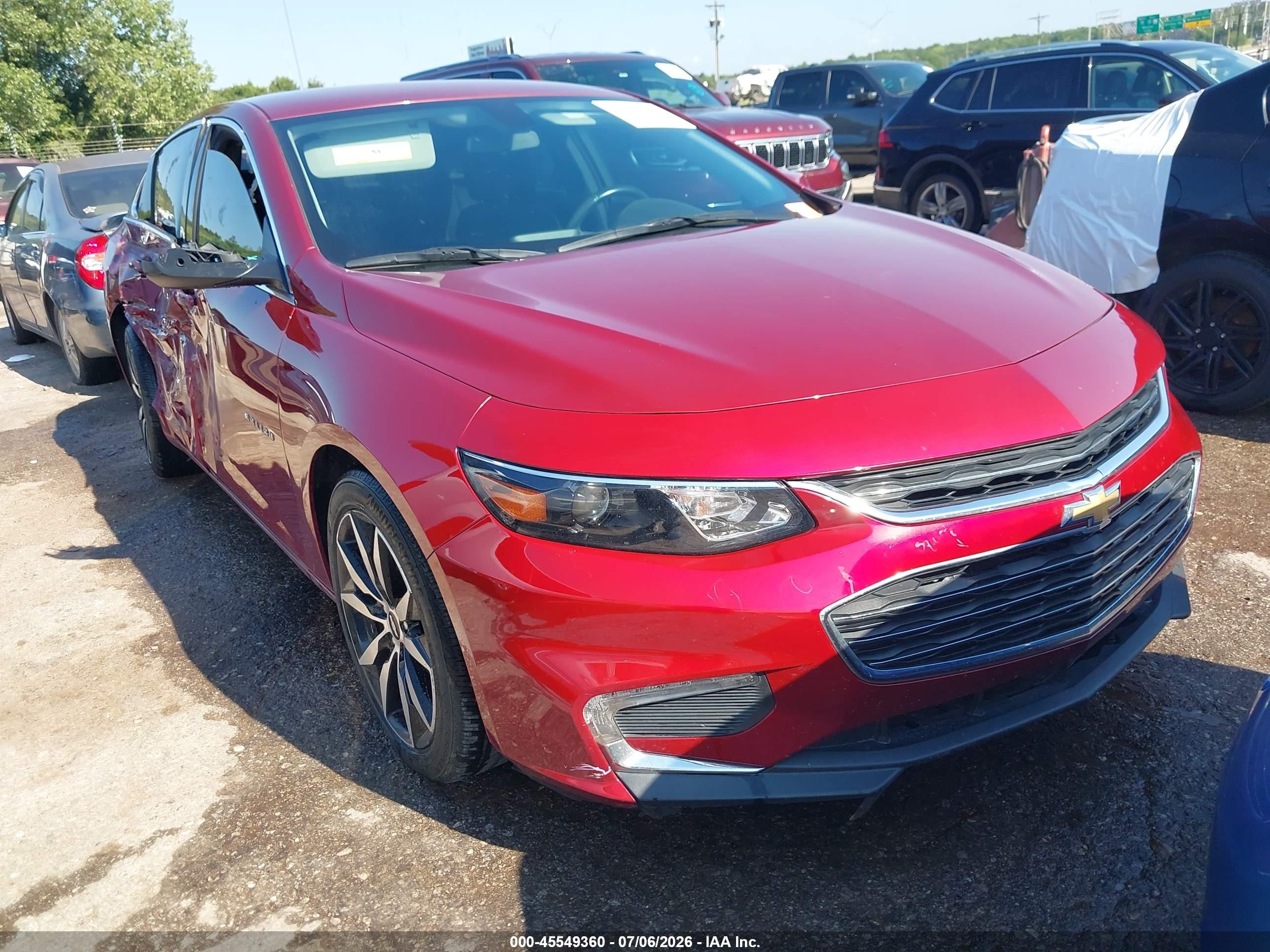 2018 Chevrolet Malibu LT, VIN 1G1ZD5ST6JF278487 — Side