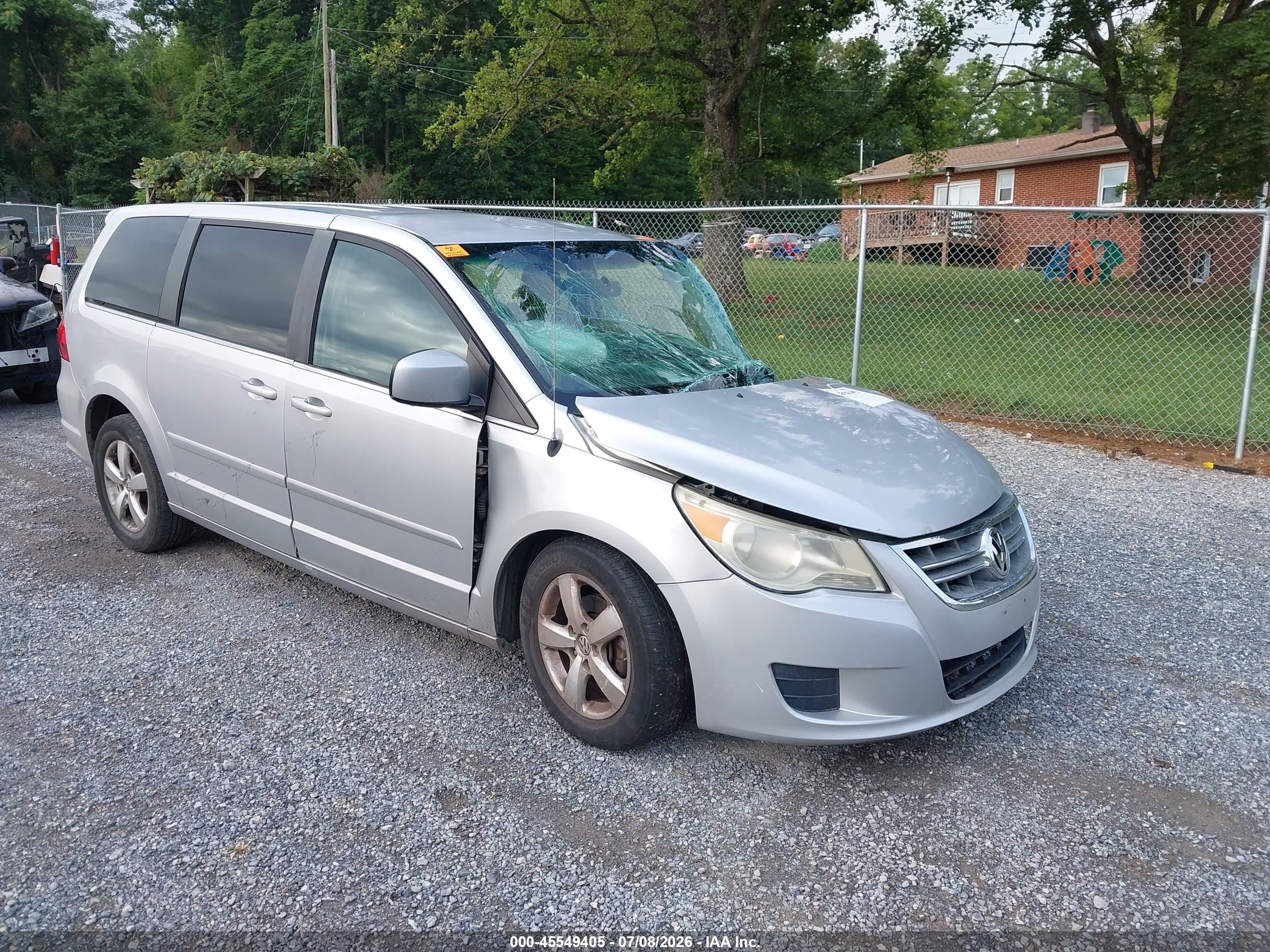 2010 Volkswagen Routan SE, VIN 2V4RW3D10AR281854 — Biohazard / chemical