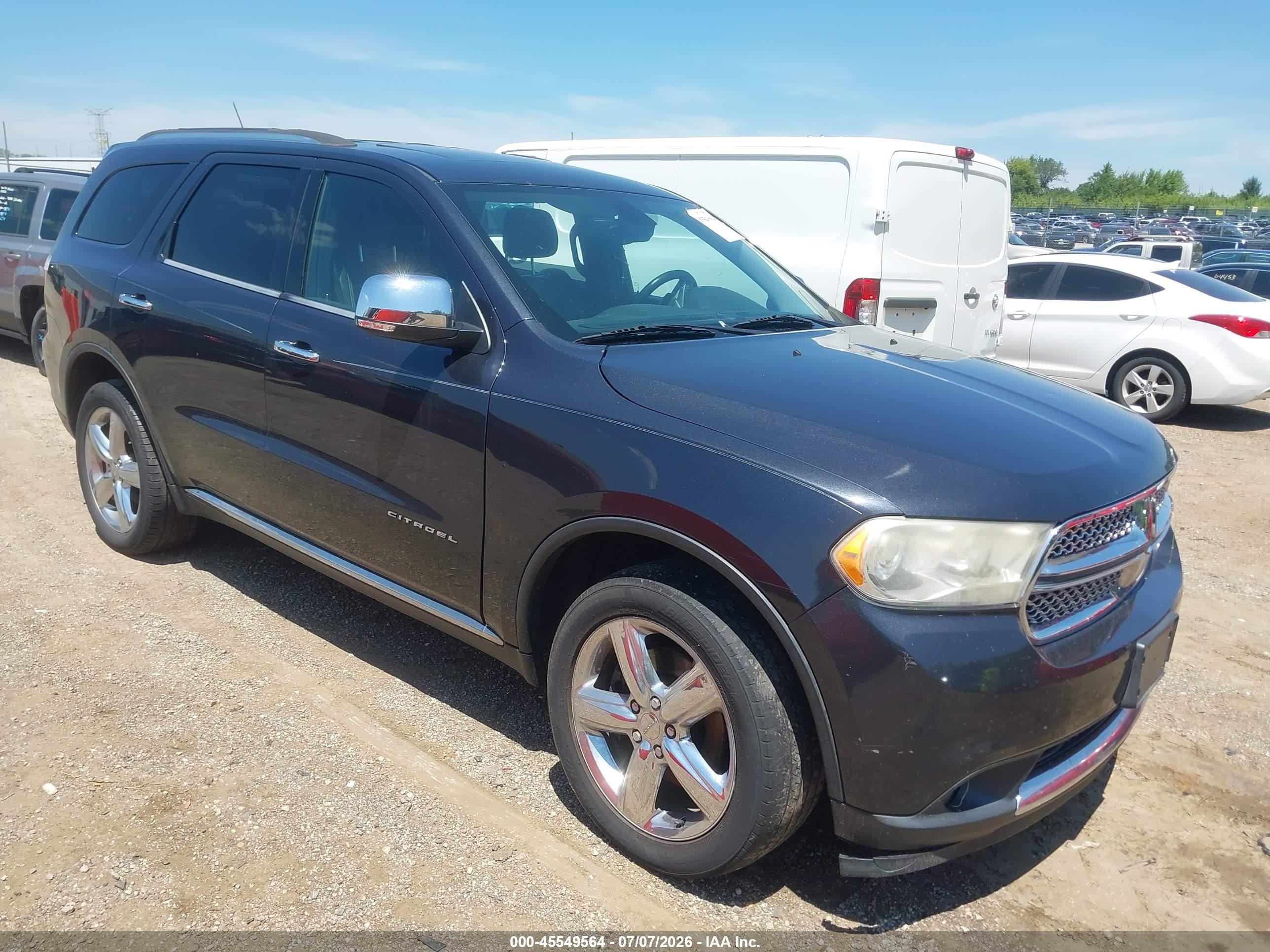 2013 Dodge Durango Citadel, VIN 1C4SDJET4DC698591 — Front end