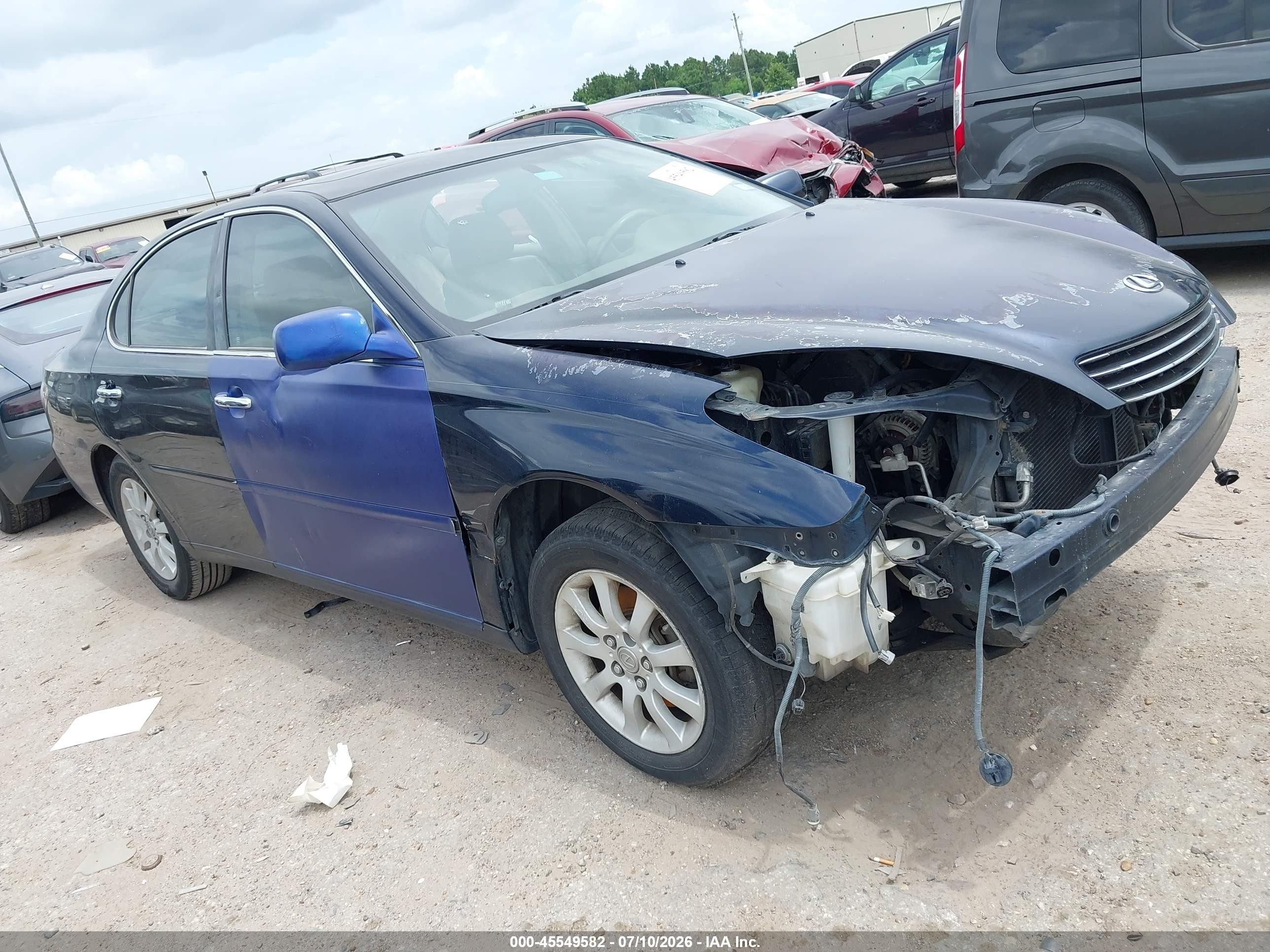 2004 Lexus ES 350, VIN JTHBA30GX45054093 — Front end