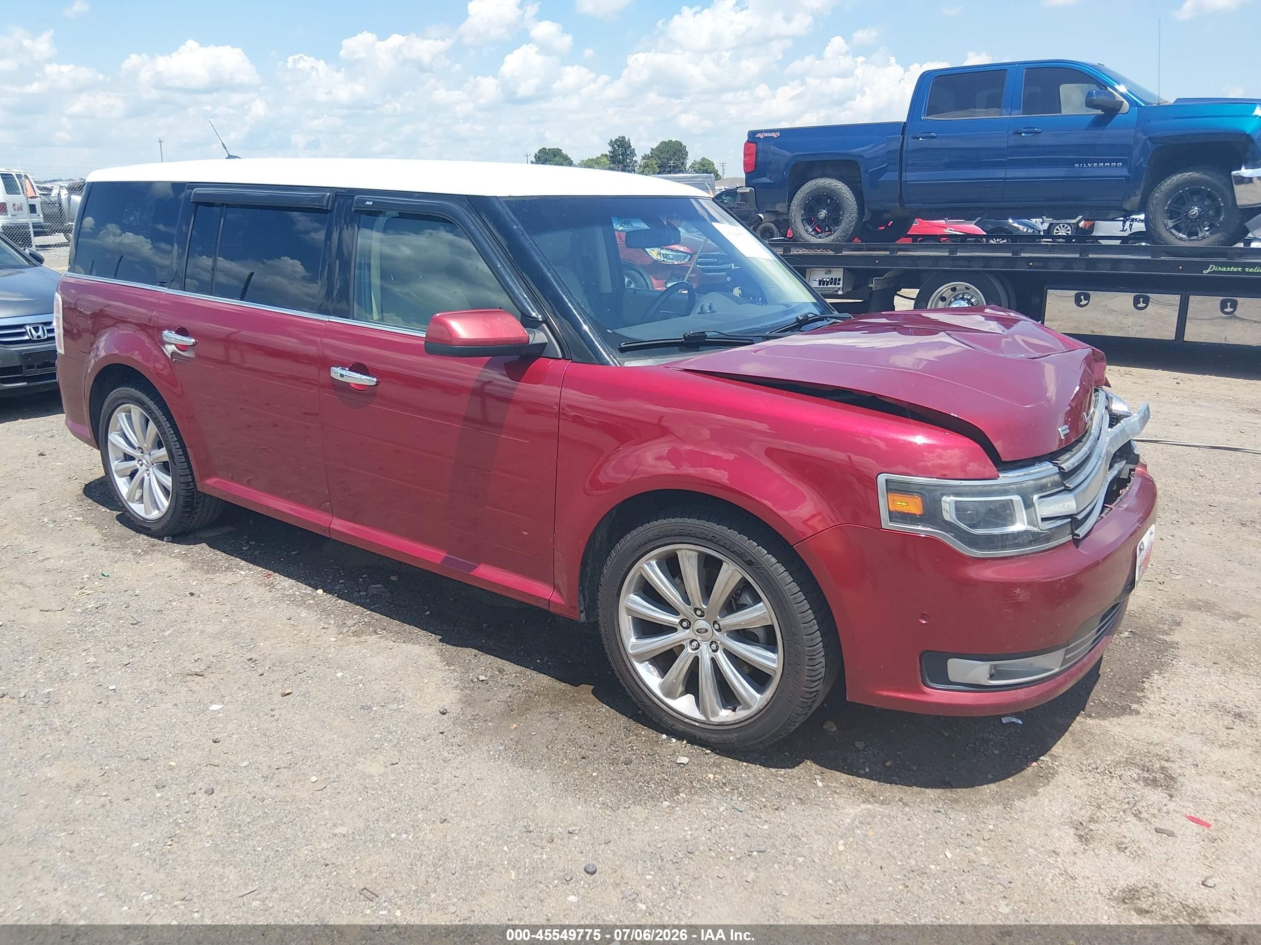 2015 Ford Flex Limited, VIN 2FMGK5D82FBA13860 — Перед