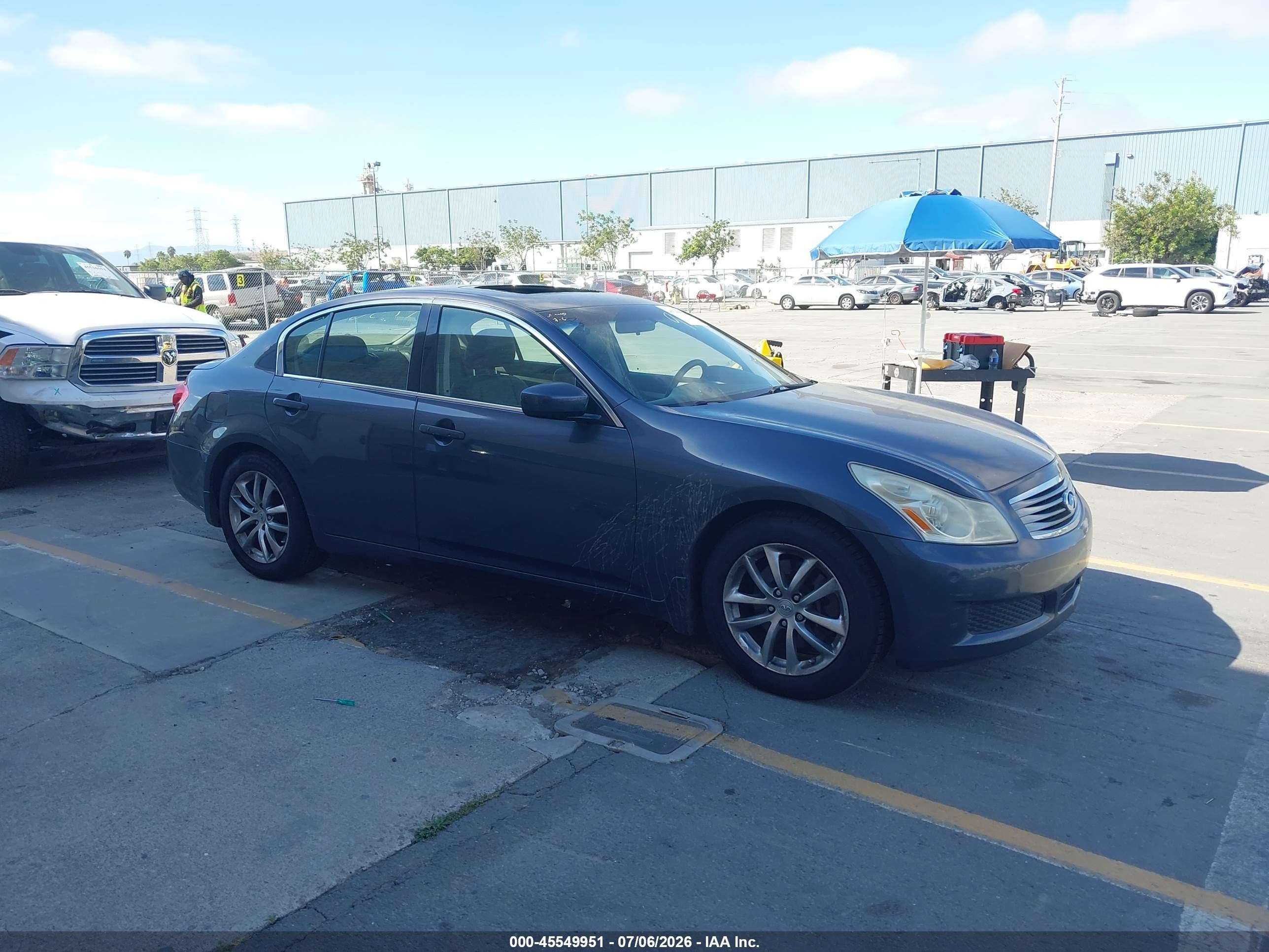 2009 Infiniti G37 Journey, VIN JNKCV61E29M309758 — Roof