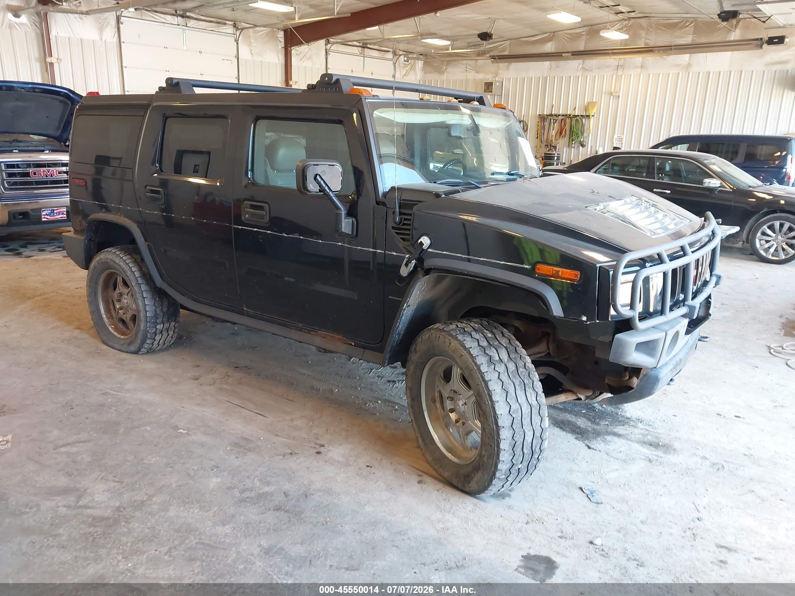 2005 Hummer H2 SUV, VIN 5GRGN23U45H122863 — Front end