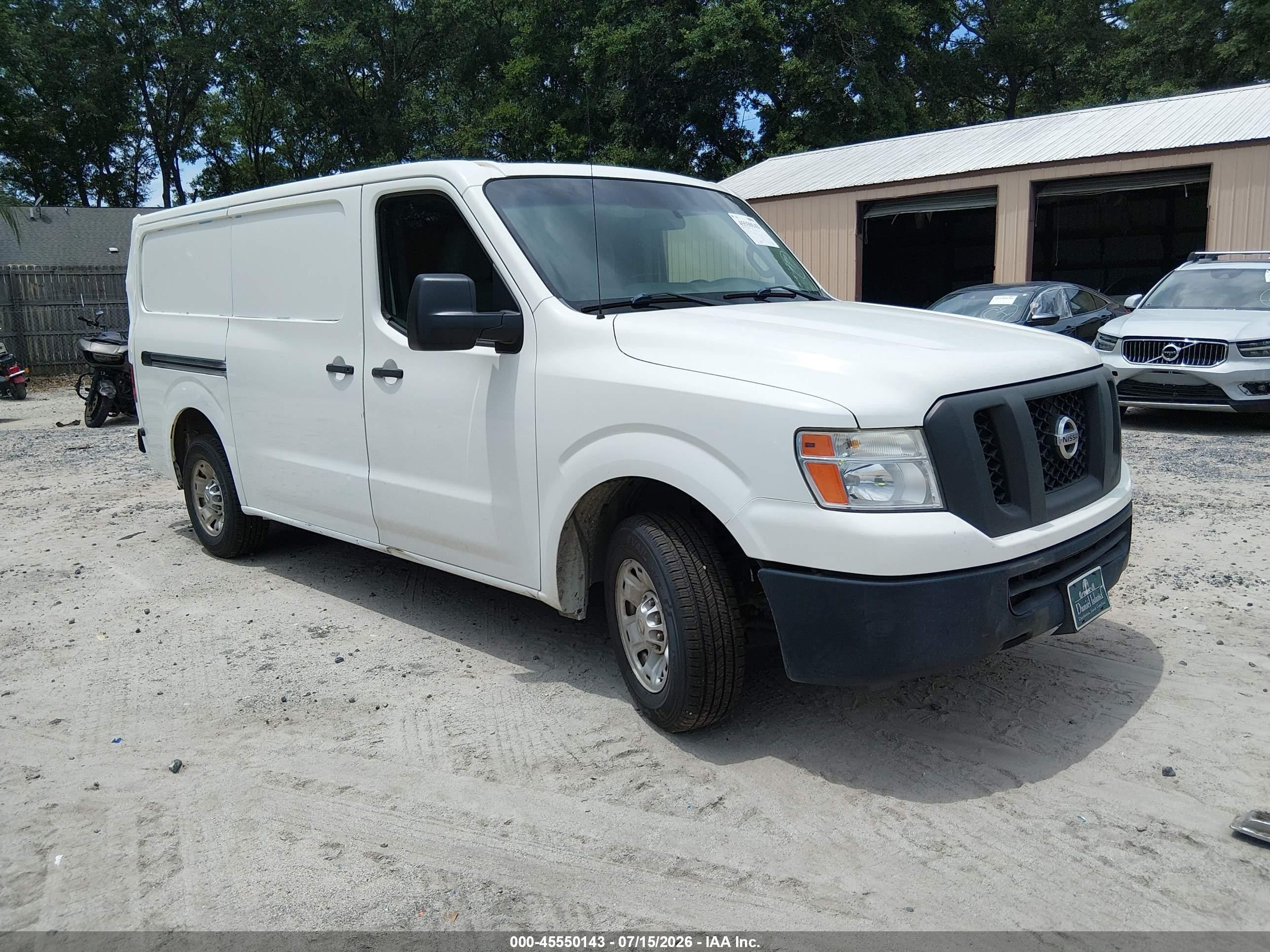 2015 Nissan NV Cargo S, VIN 1N6BF0KM1FN806865 — Rear end