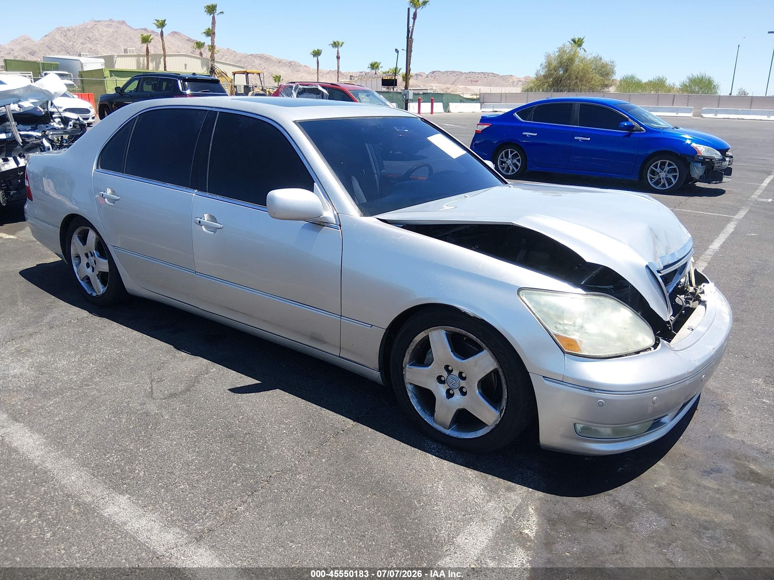 2005 Lexus LS 430, VIN JTHBN36F255005023 — Front end